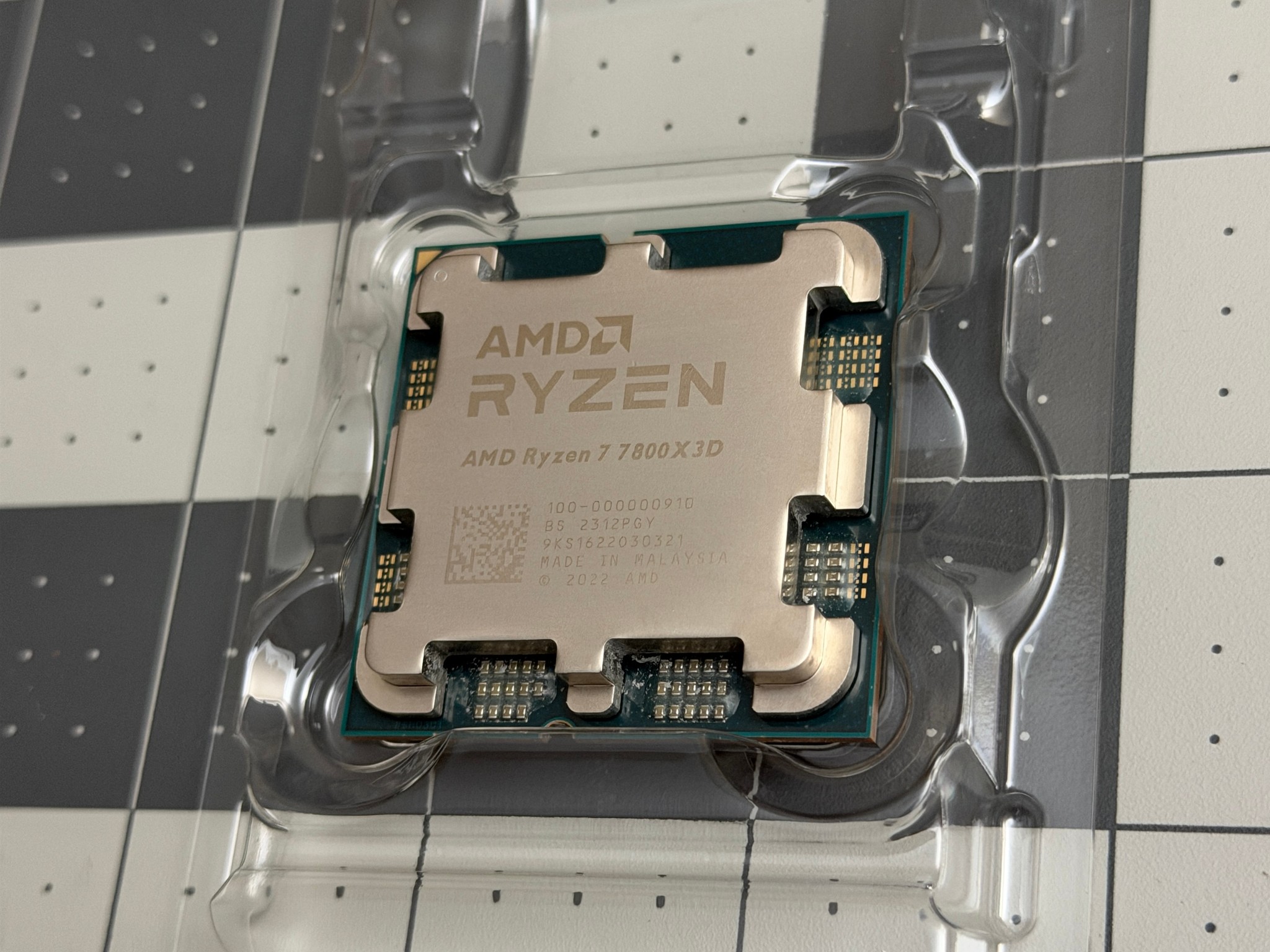 AMD Ryzen 7 7800X3D