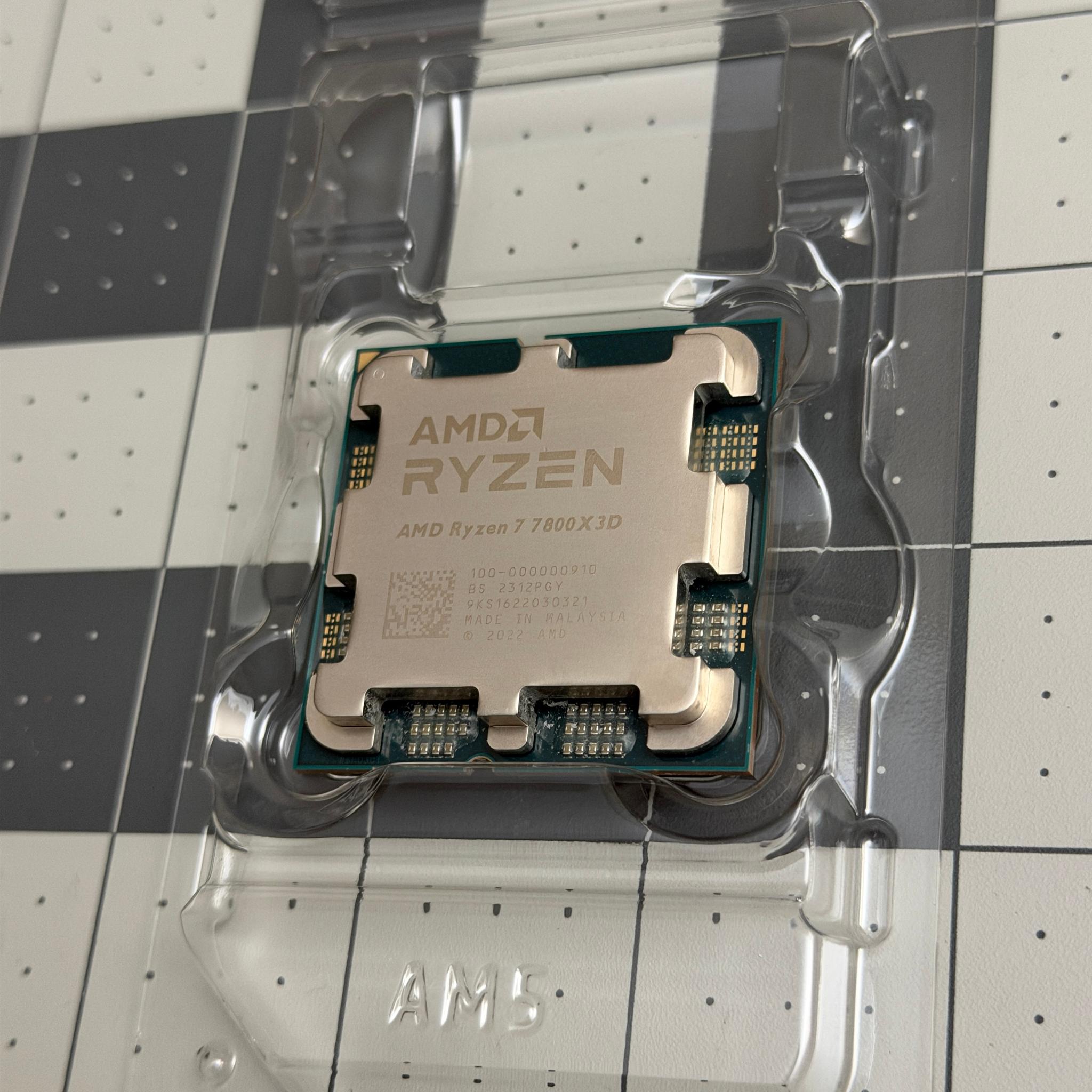 AMD Ryzen 7 7800X3D