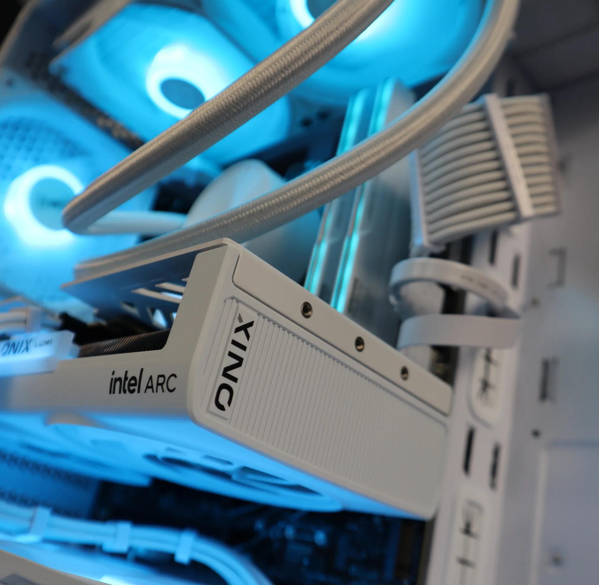 NEW GAMING PC | RYZEN 7600X | INTEL B580 12BG | 1TB | WHITE | All Parts Brand New