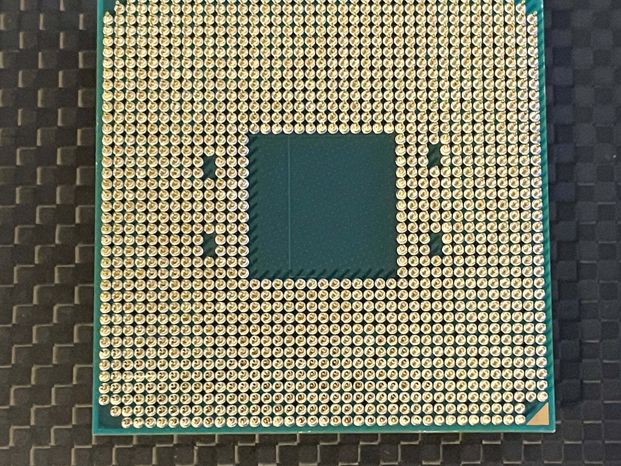 Used, Ryzen 3 3100 with cooler and box