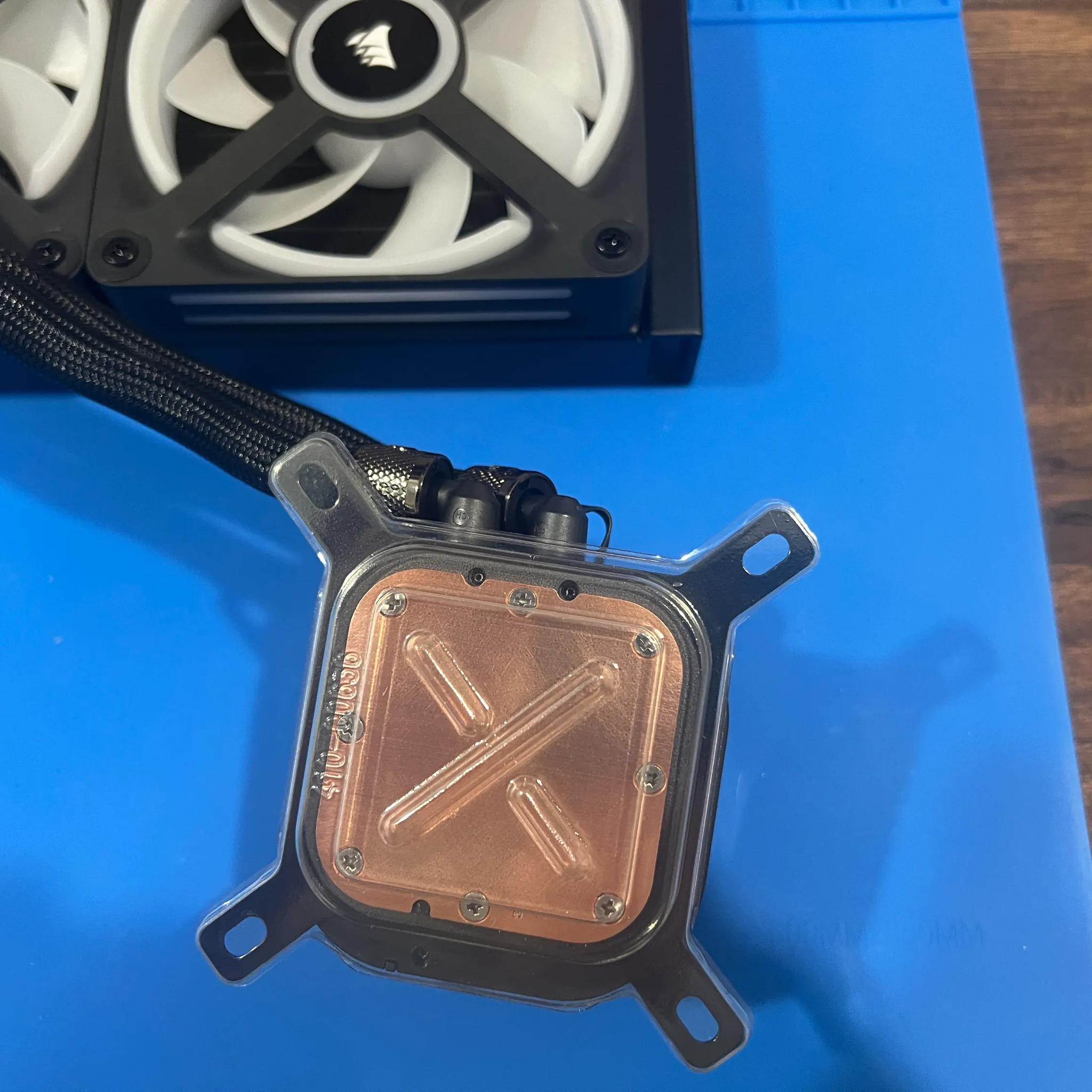 CORSAIR ICUE LINK H150i LCD