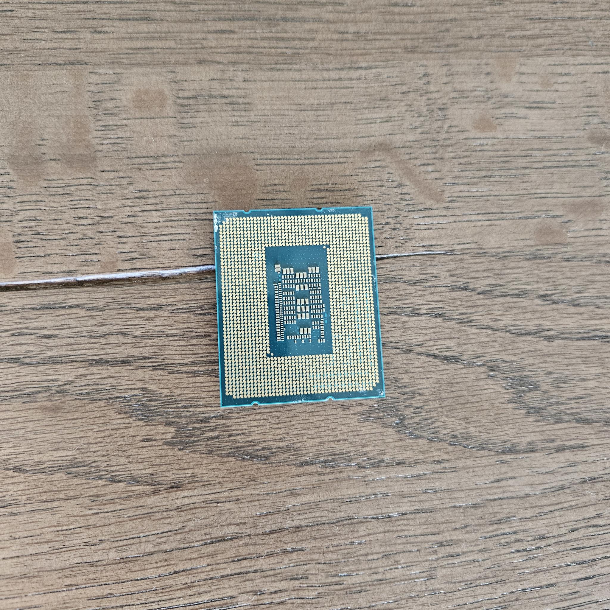 Intel i5 12400f CPU