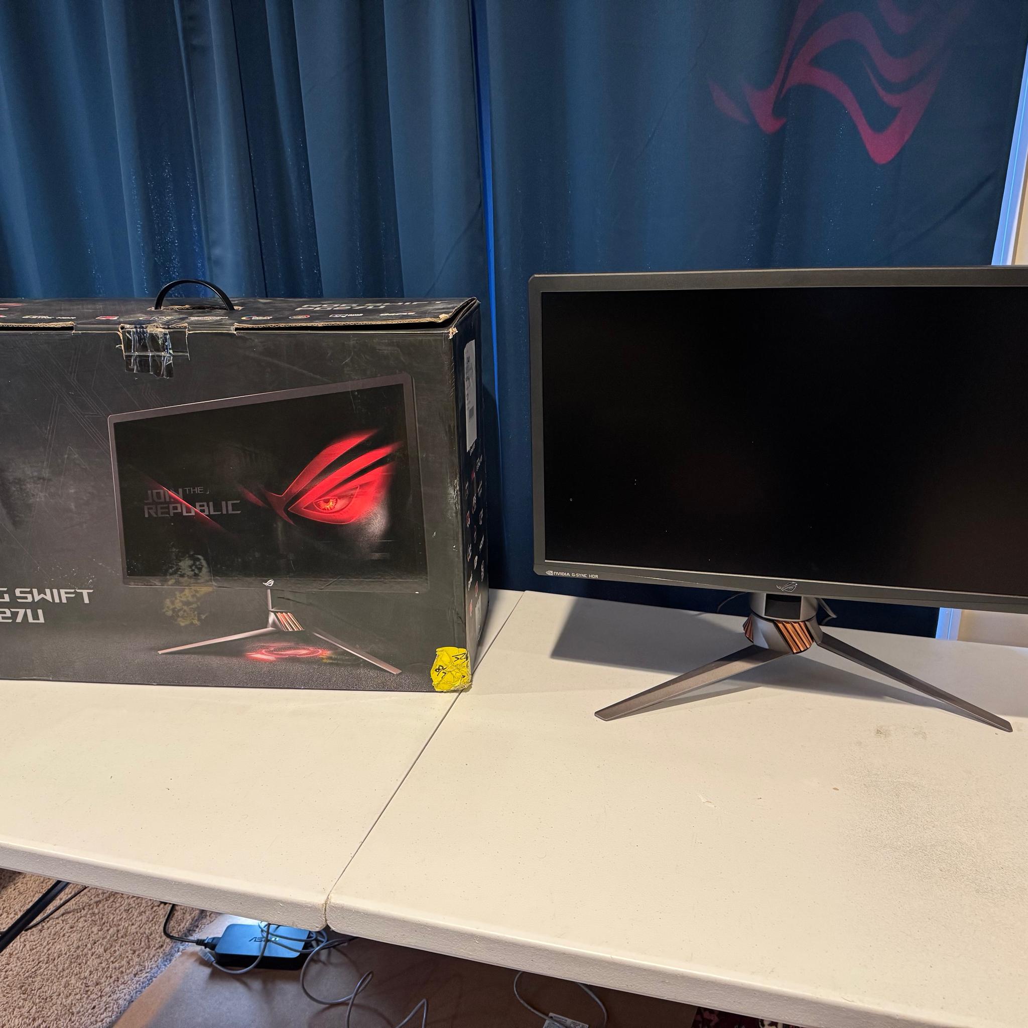 ASUS ROG Swift PG27UQ 27" 4K UHD 144Hz DP HDMI G-SYNC HDR Aura Sync Gaming Monitor with Eye Care