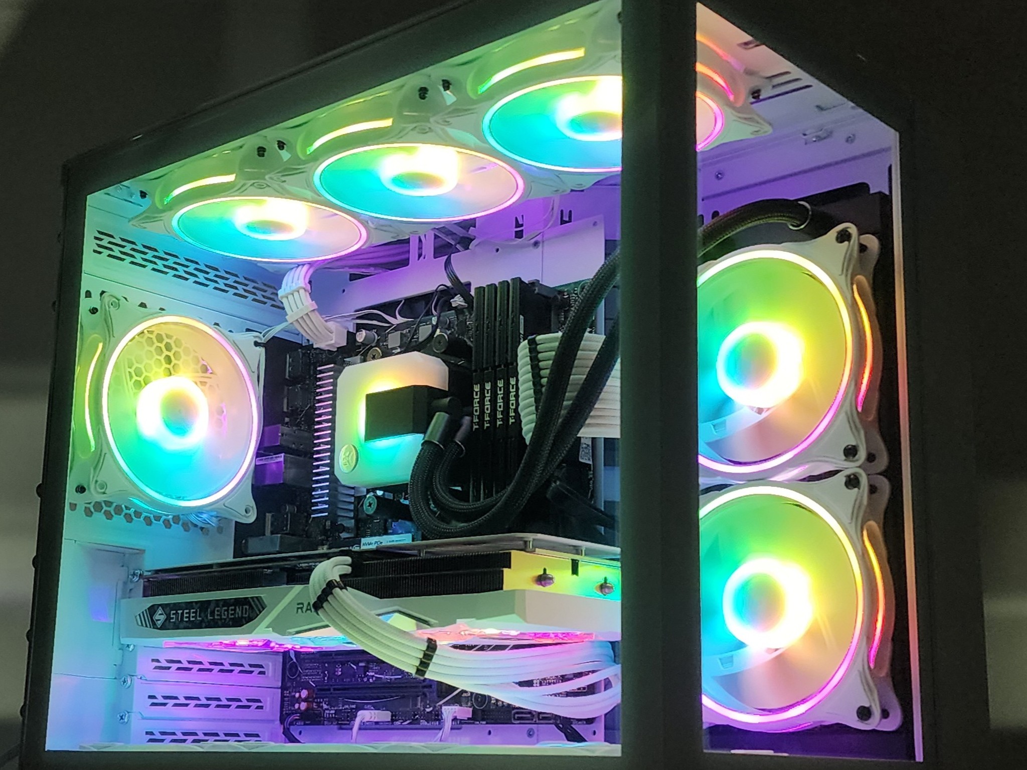 Gaming PC Ryzen 5 8400F 32GB RAM 1TB SSD RX 7600 8GB Windows 11 Computer