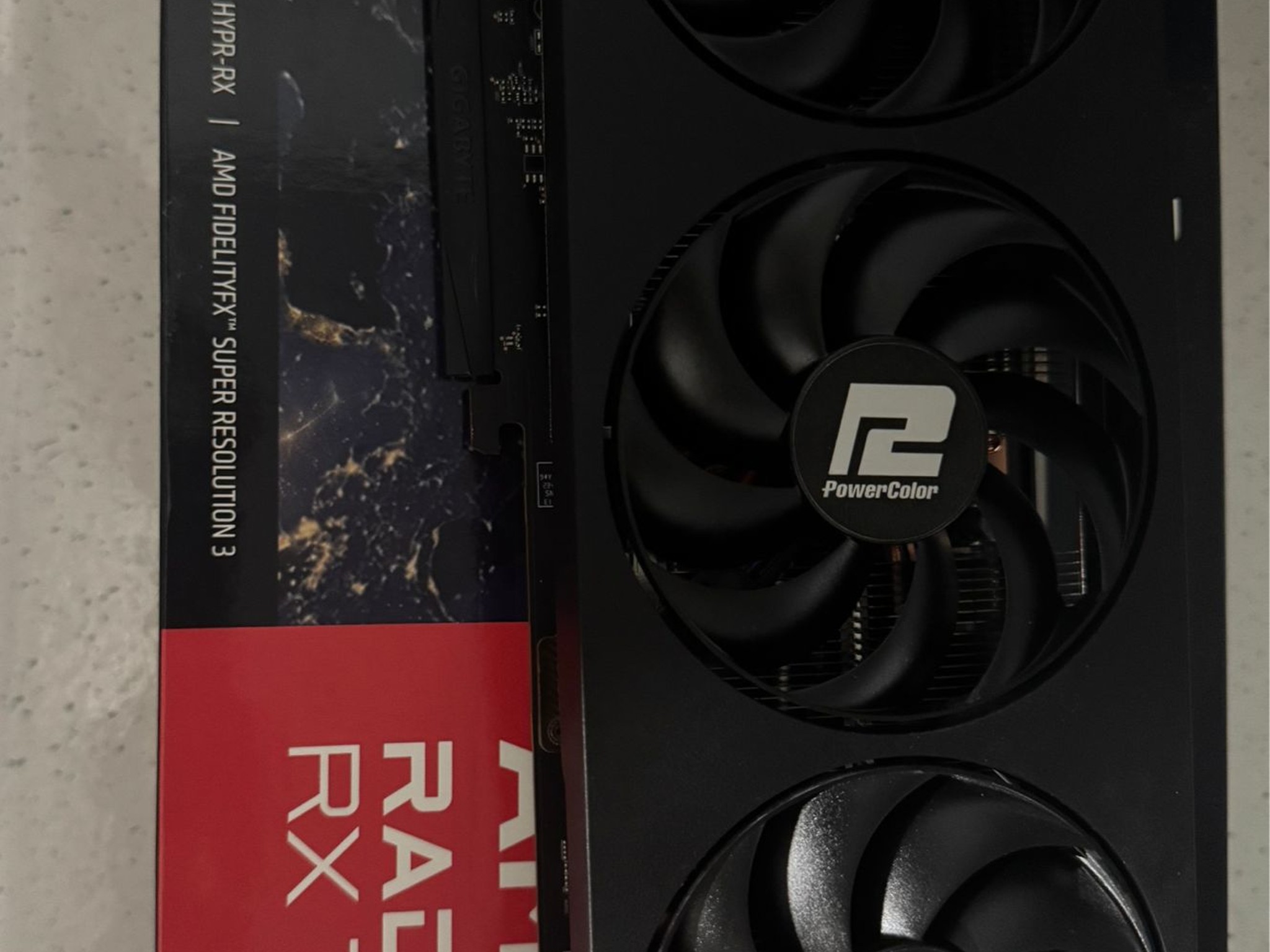 Fighter AMD Radeon™ RX 7800 XT 16GB GDDR6