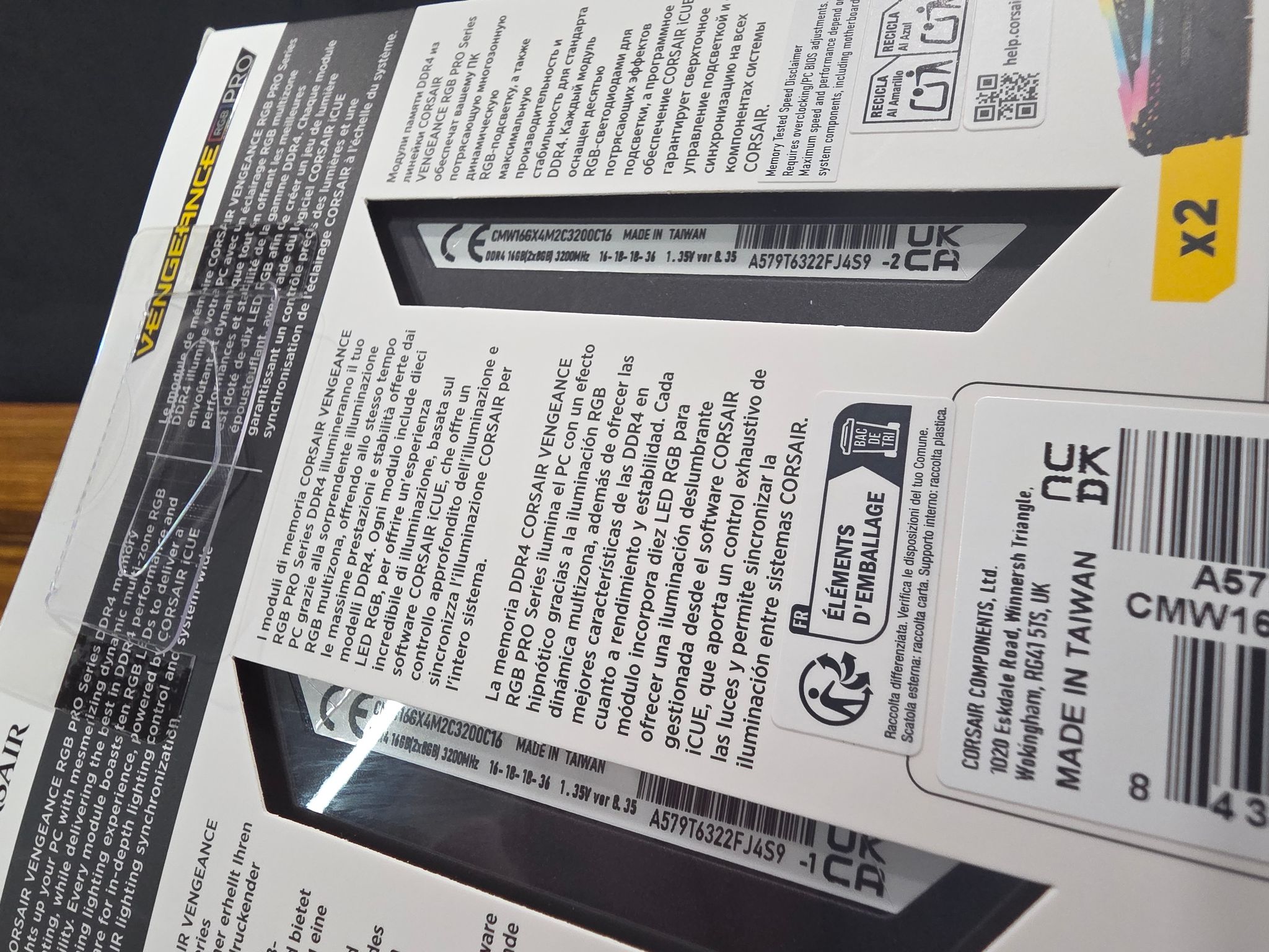 Corsair Vengeance RGB Pro (CMW16GX4M2C3200C16) 16GB DDR4