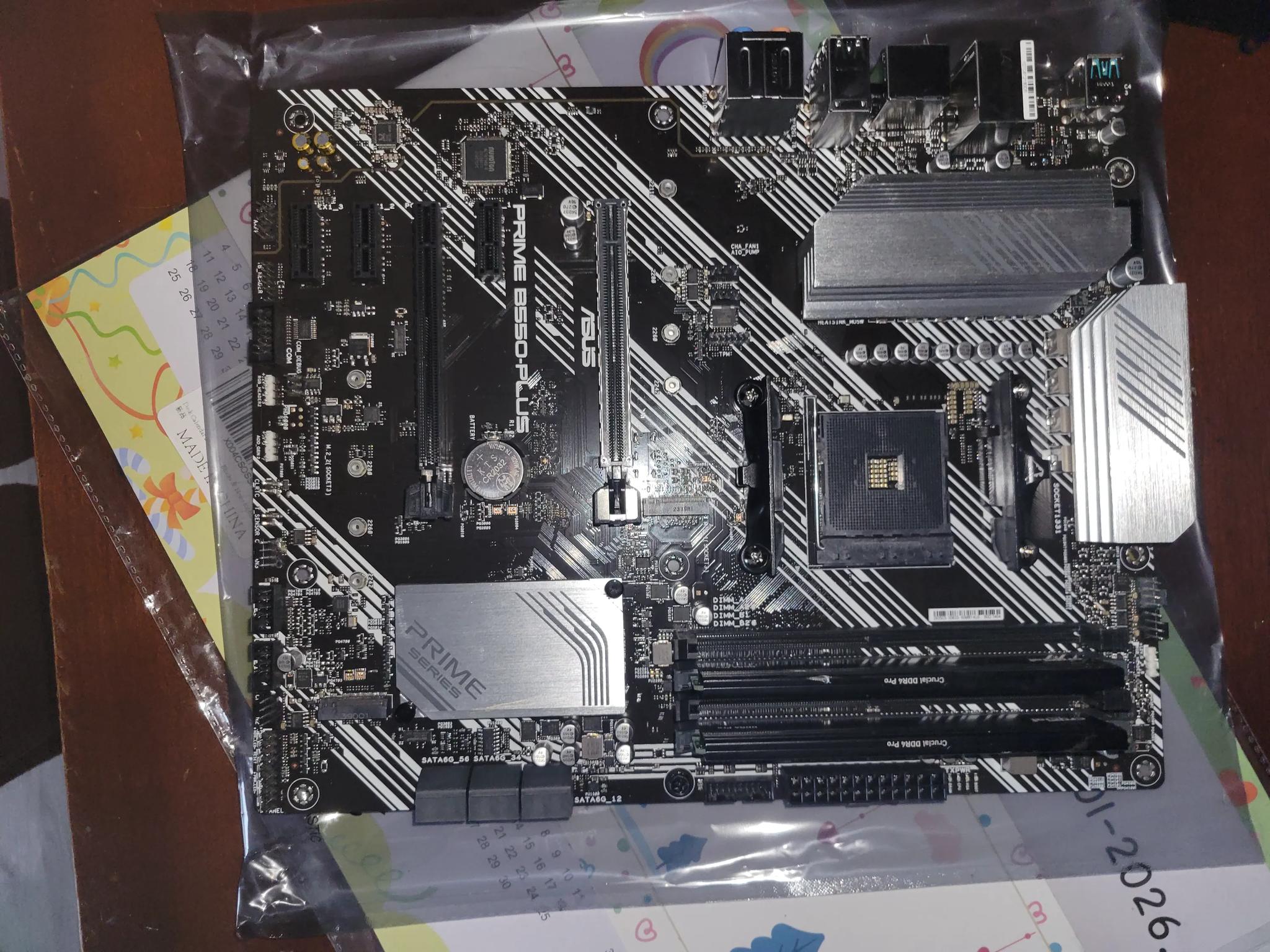 Ryzen 9 5900x, 64 gb of DDR4 crucial pro, b550 prime