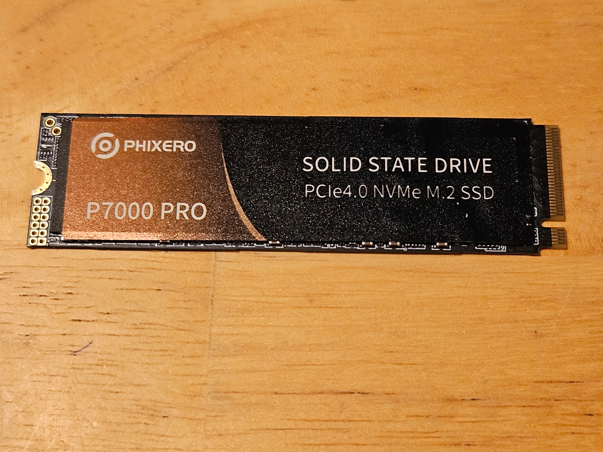 2TB Phixero P7000 Pro SSD with Heatsink