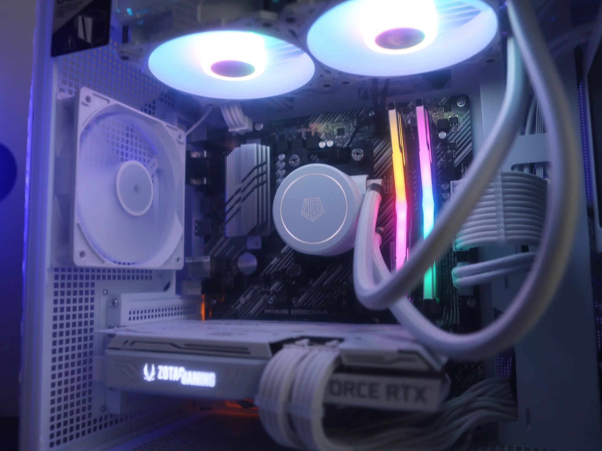 ALL-WHITE 5600X3D & ZOTAC 3060 Ti CUSTOM GAMING PC! PARTS ALL NEW/OPEN BOX
