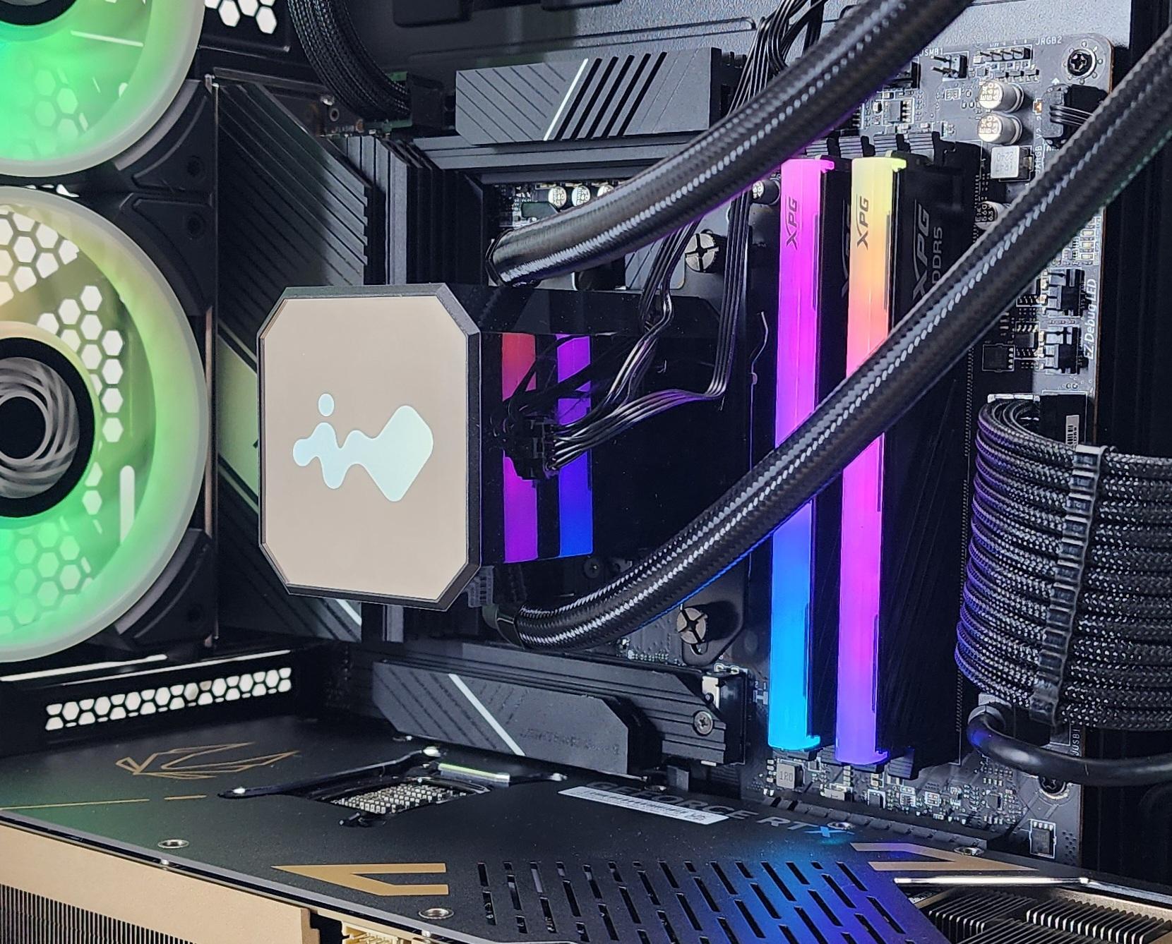 Gaming PC Ryzen 7 9700X 32GB RAM 2TB SSD RTX 5080 16GB Windows 11 Computer