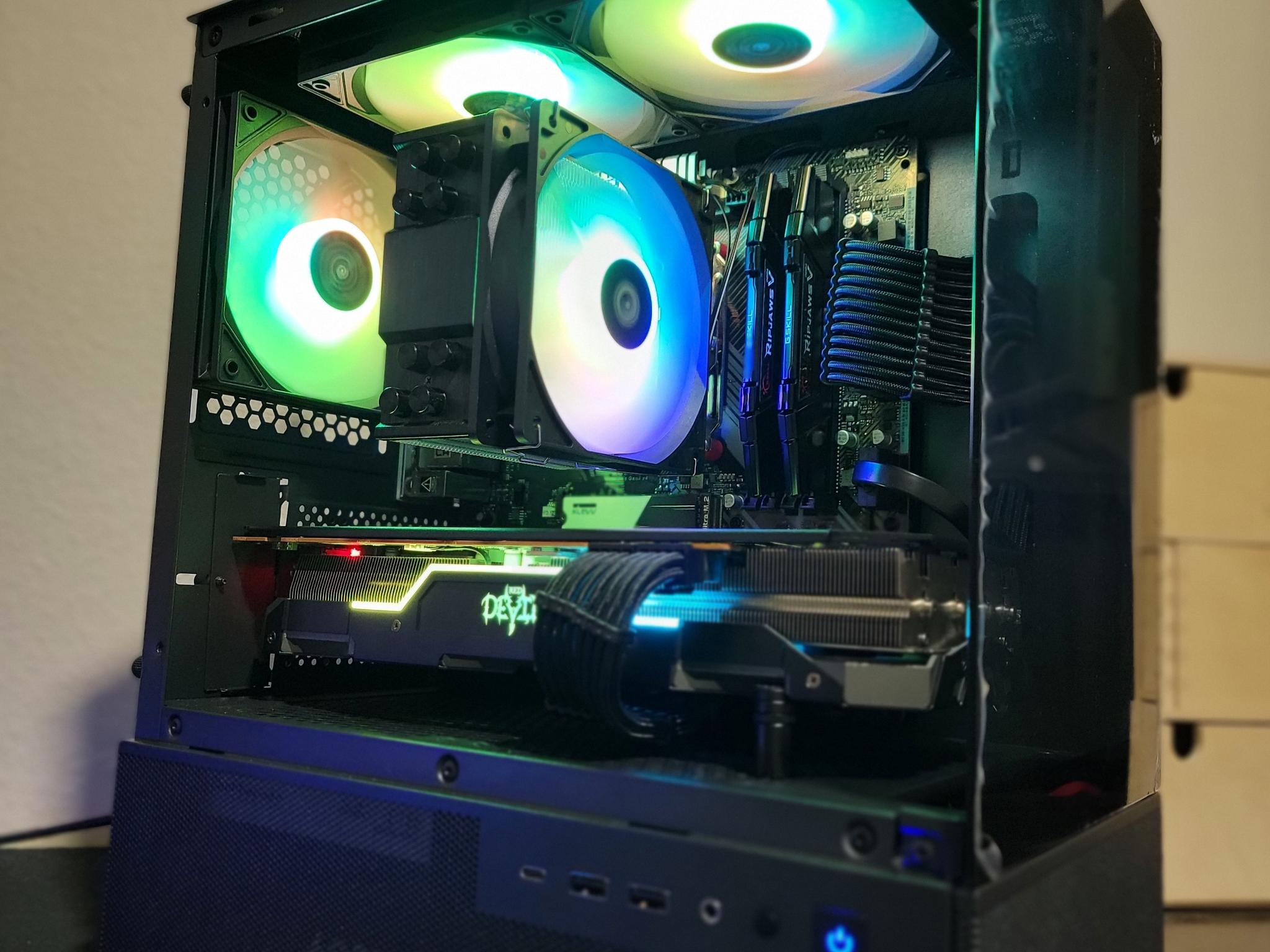 Gaming PC: Rx5700xt🔴Ryzen 5 3600🔴16gb RAM🔴On board WIFI