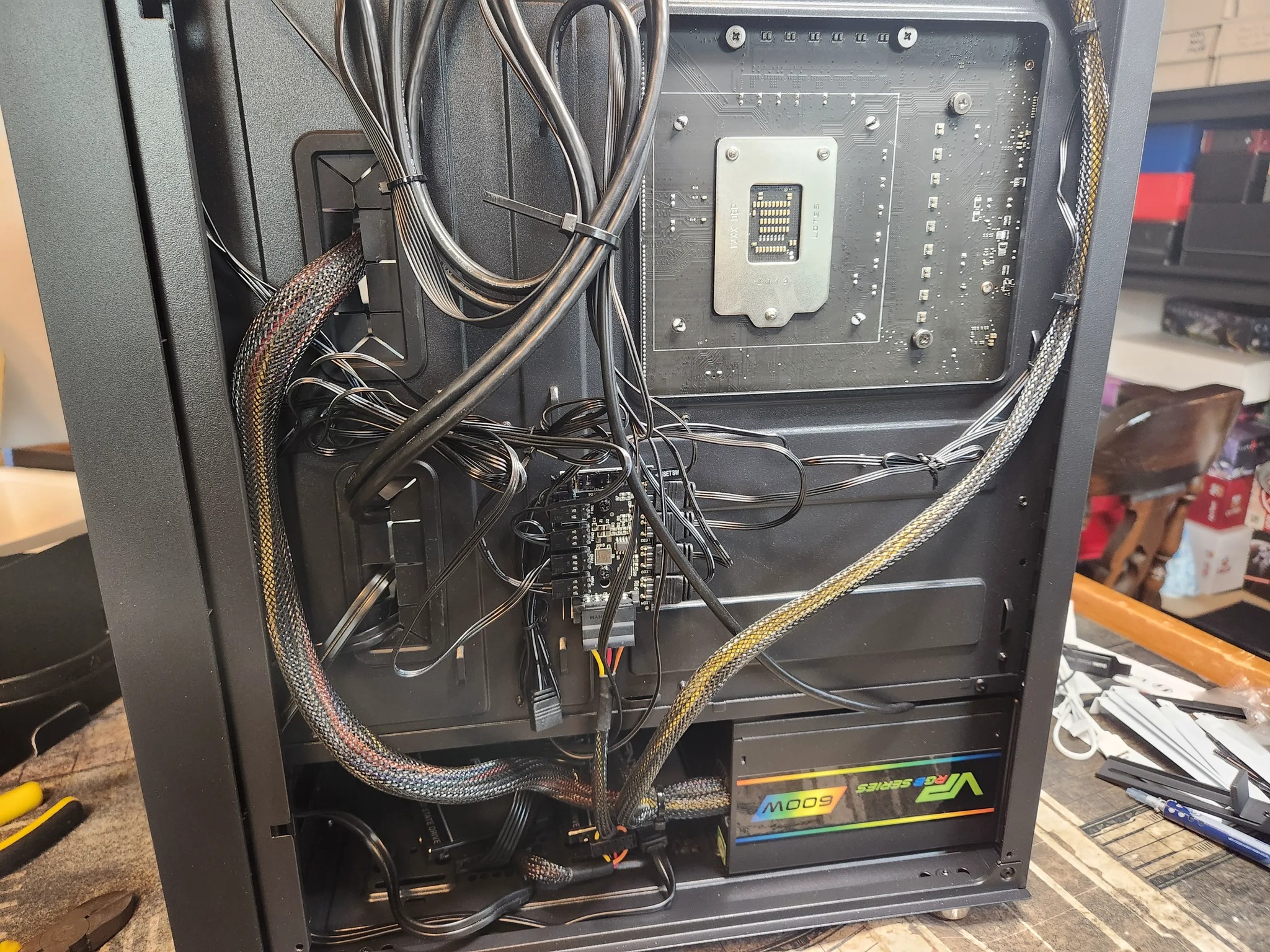 THE RED MONSTER 3 Budget 1080P gaming pc GTX 1660 super/ Intel 10105f