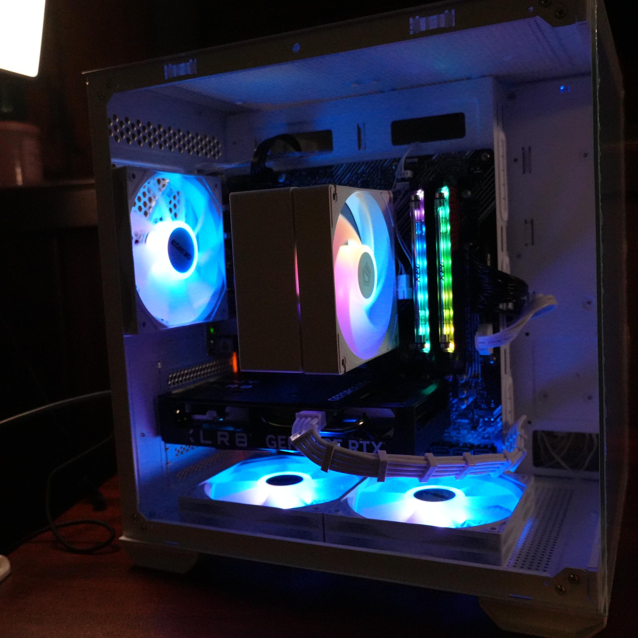 Hydrageddon | RYZEN 7 5700 | RTX 4060 | 16GB DDR4 | 500GB M.2 | WINDOWS 11 + WIFI & BT