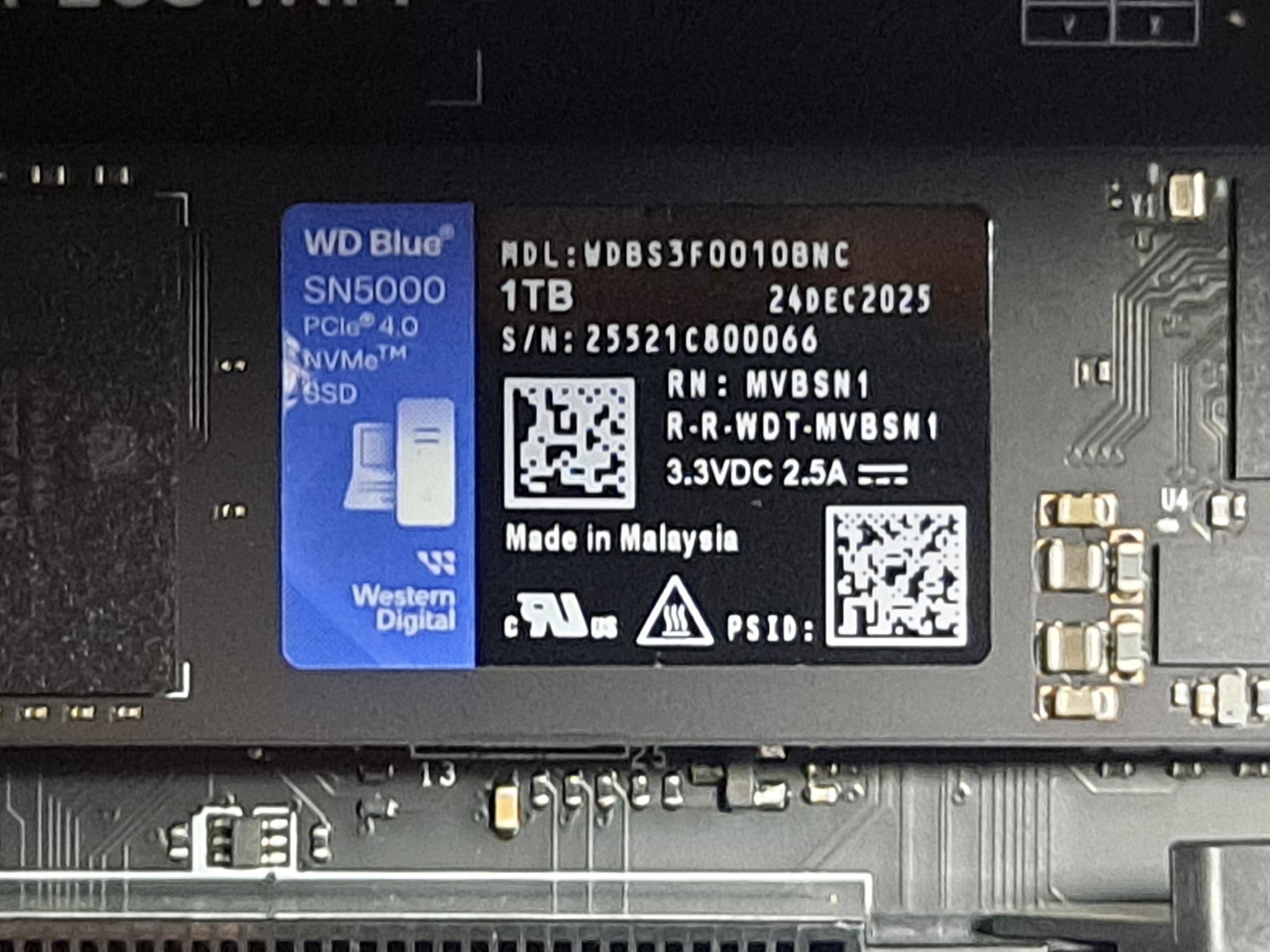 1TB WD Blue SN5000 NVMe SSD