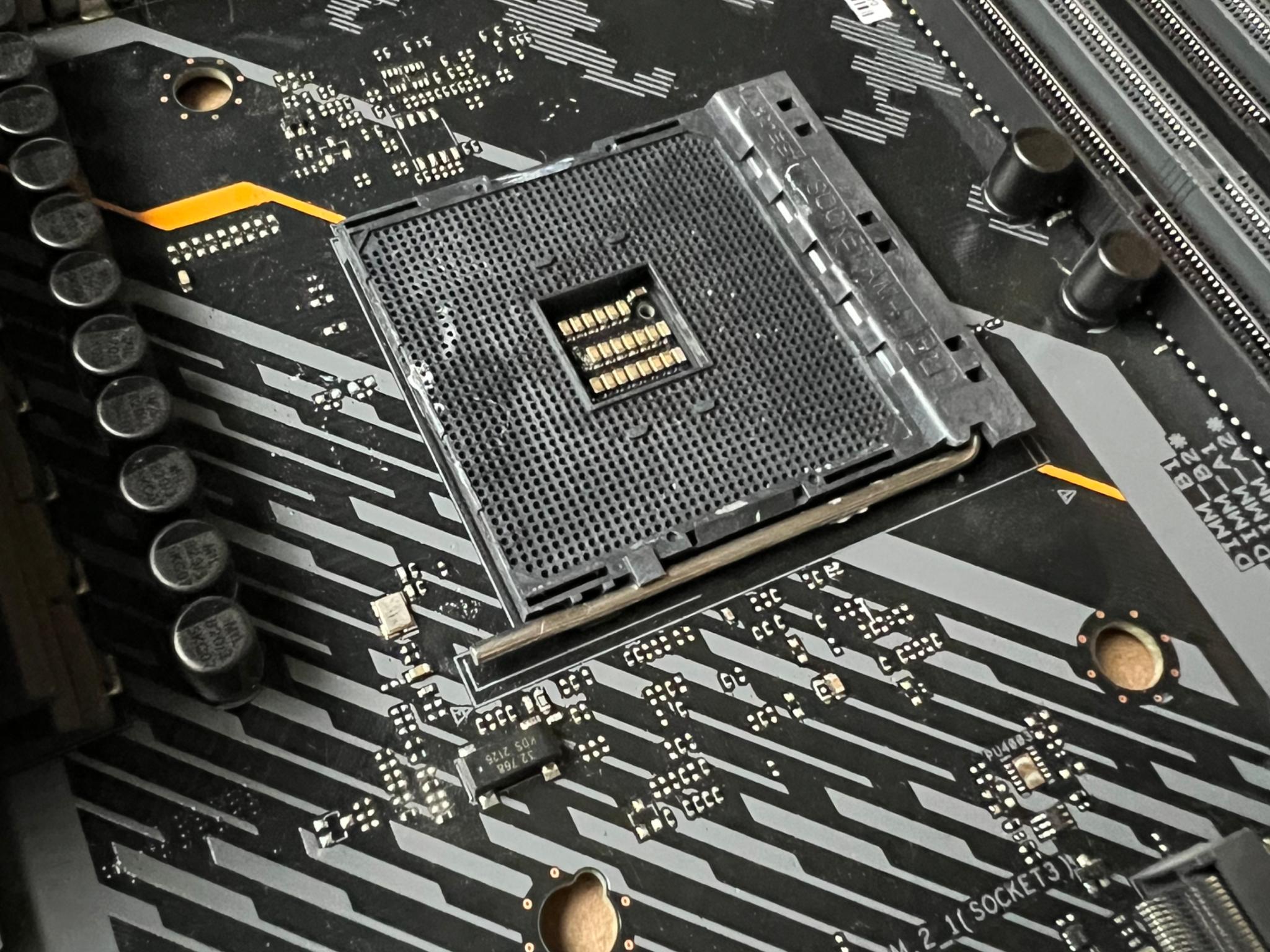 X570 and b450 motherboard for parts