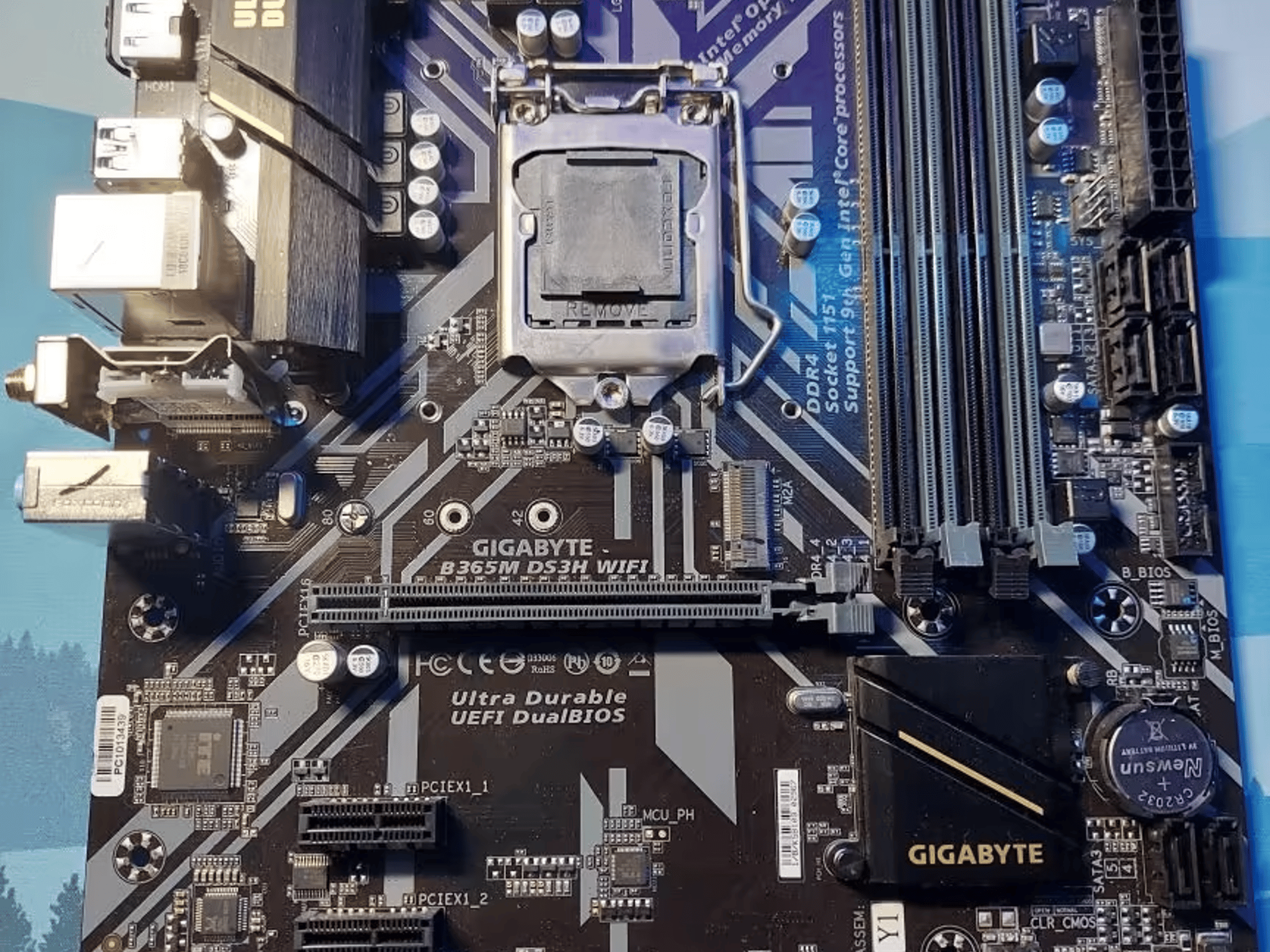 Gigabyte B365M DS3H WIFI Micro ATX LGA1151 Motherboard