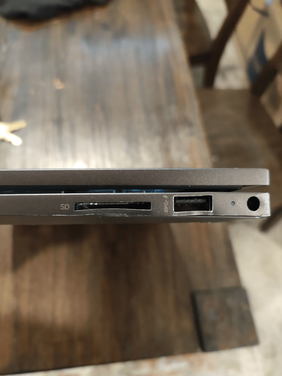 Scratch and Dent HP Envy 15" 2-in-1 w/ Ryzen 7 4700U | 8GB Ram | 500GB SSD