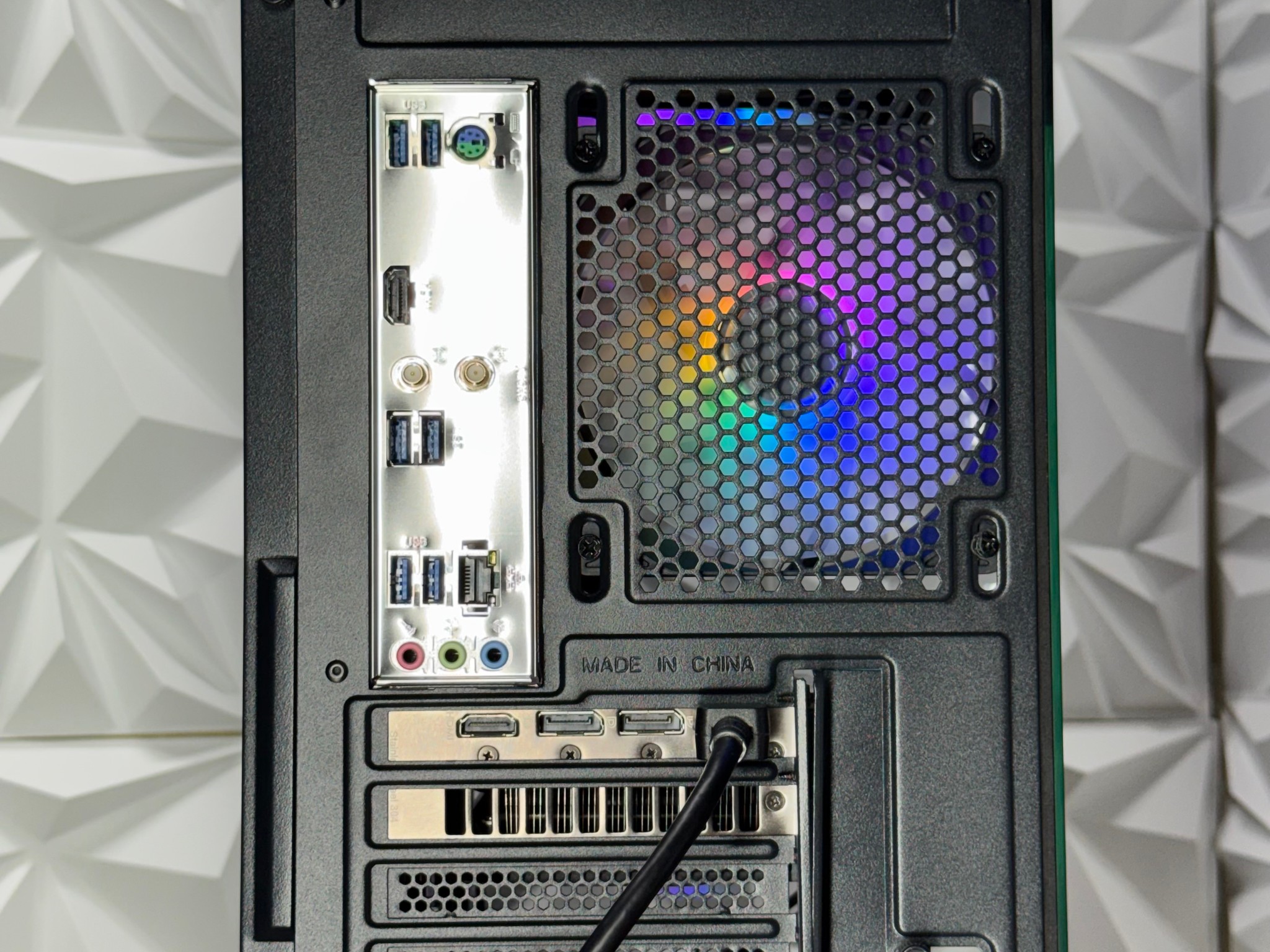 Rtx 3060 / Ryzen 5 5500 / 16GB 2666MHz / 500GB Crucial nvme ssd / B550 motherboard
