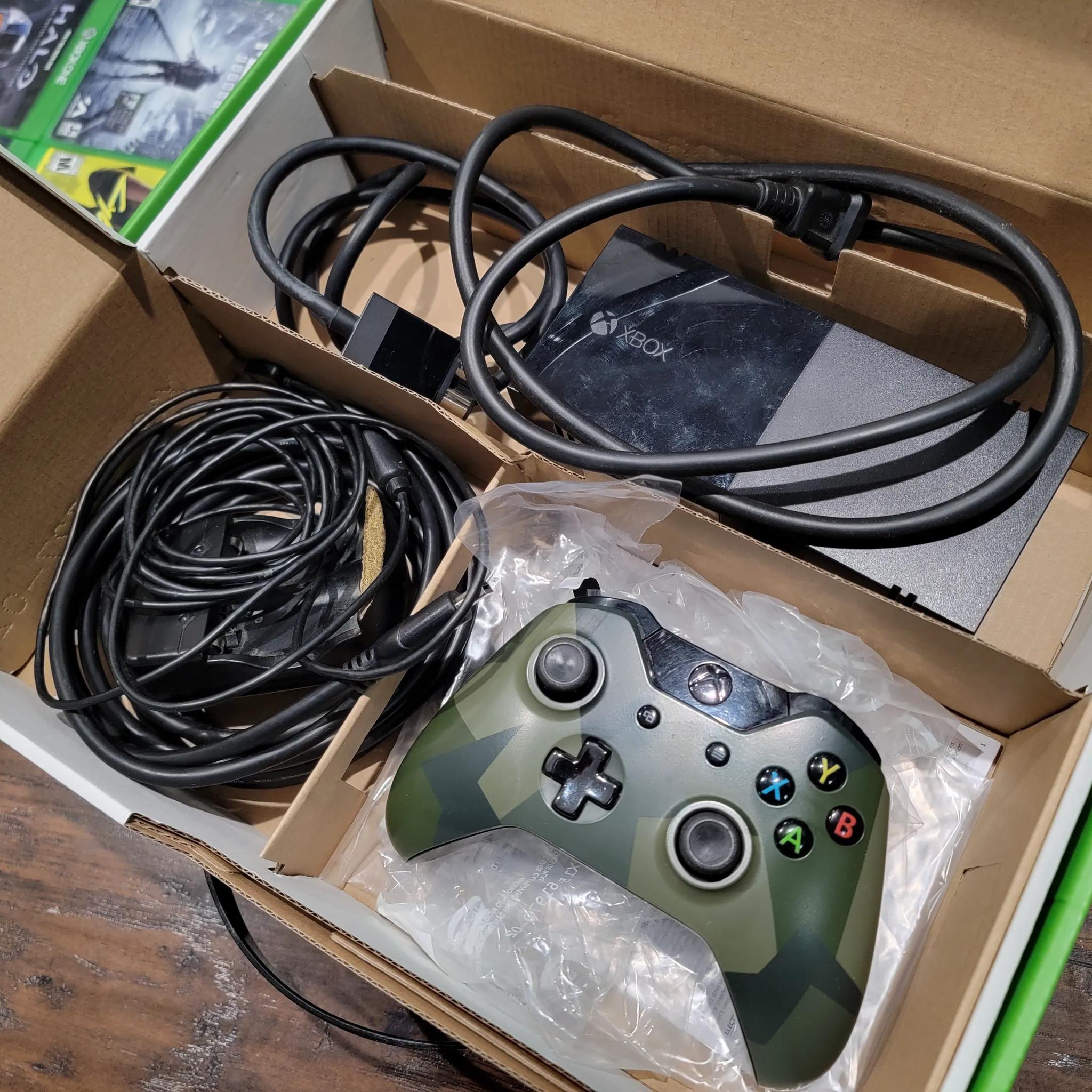 Xbox one with elite series 1 controller and 8 games