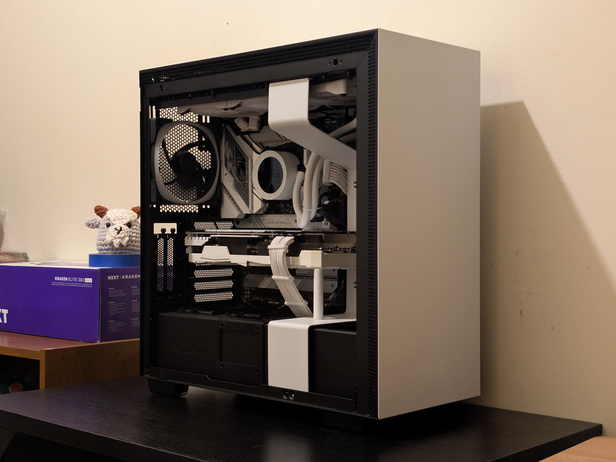 🐼🔳 1440p Gaming Beast | RTX 3080Ti | i7 13700KF | 1TB SSD | 32GB RAM | WiFi 6 & Bluetooth 🔳🐼