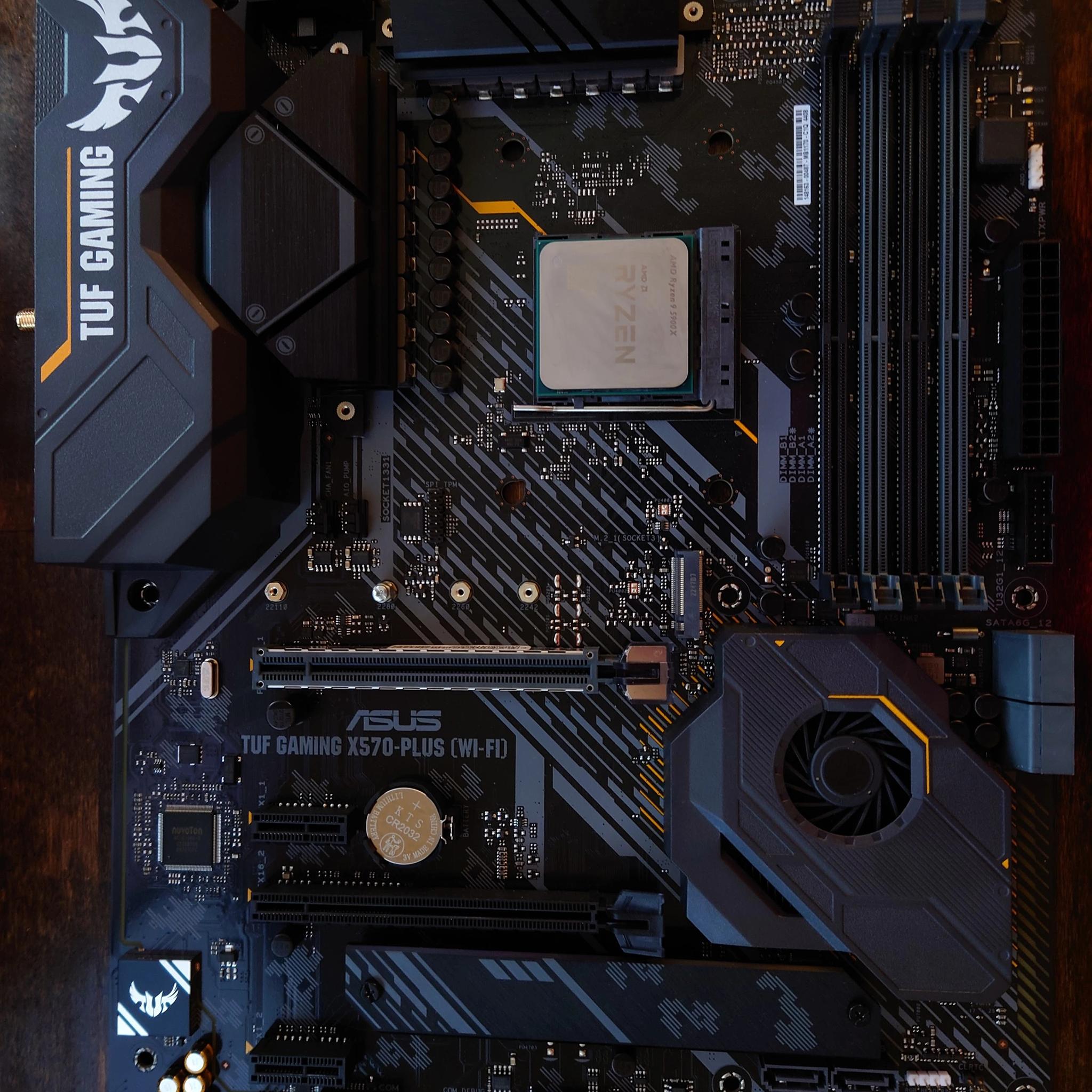 ASUS TUF GAMING X570-PLUS (WI-FI) with Ryzen 9 5900x