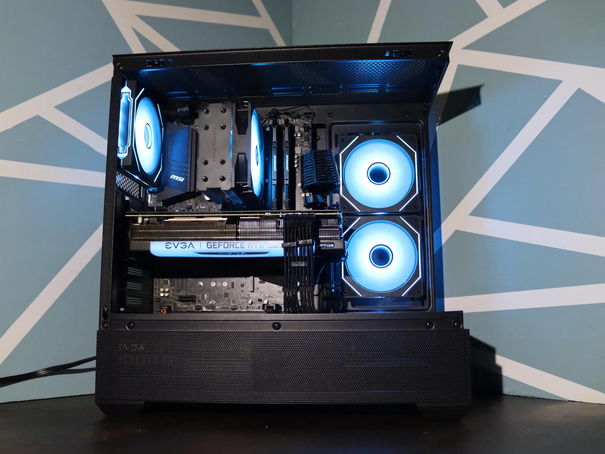 "ICE FROST LANTERN" 1080p/1440p 3070ti PC