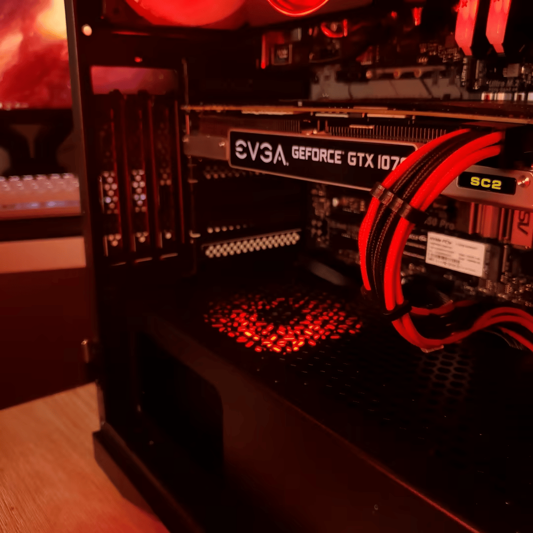 Crimson | GTX 1070 - Ryzen 5 3600XT Gaming PC