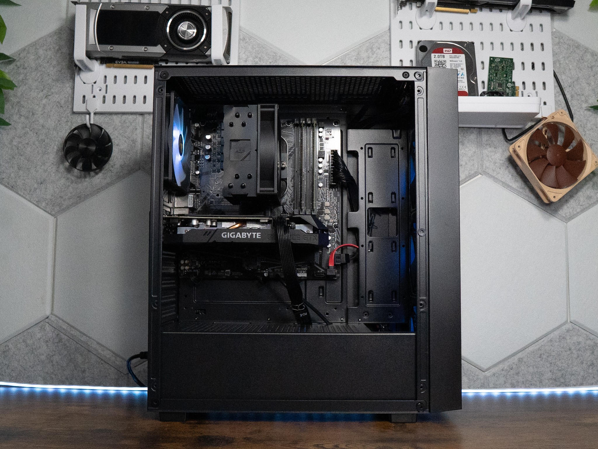 ❄️❄️ BUDGET - FORTNITE Ready GAMING PC | RYZEN 5 2600 | GIGABYTE GTX 1660 | 16GB DDR4 RAM | 1.25TB