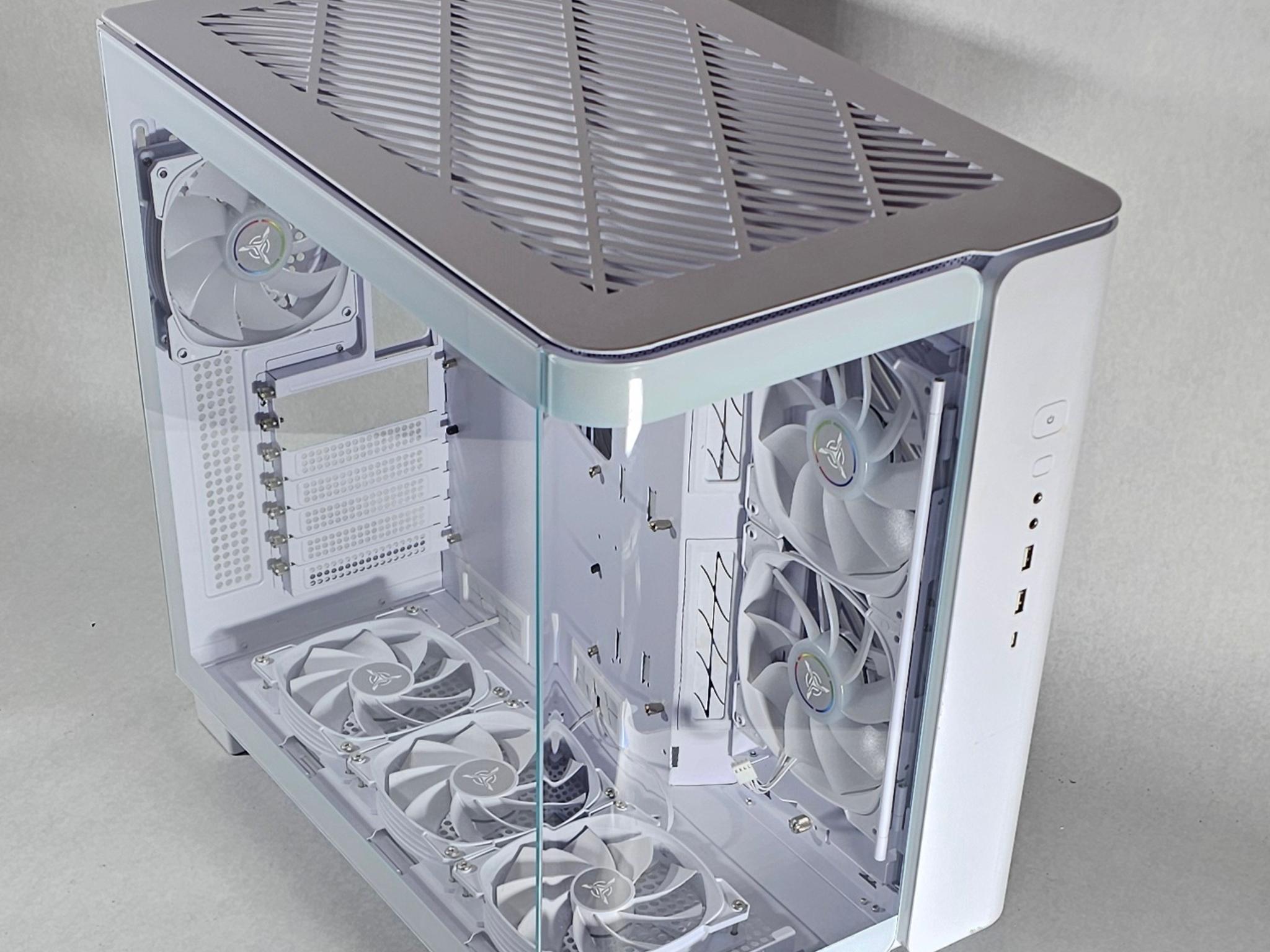 White PC Case with Tempered Glass w/ 7 RGB Fans