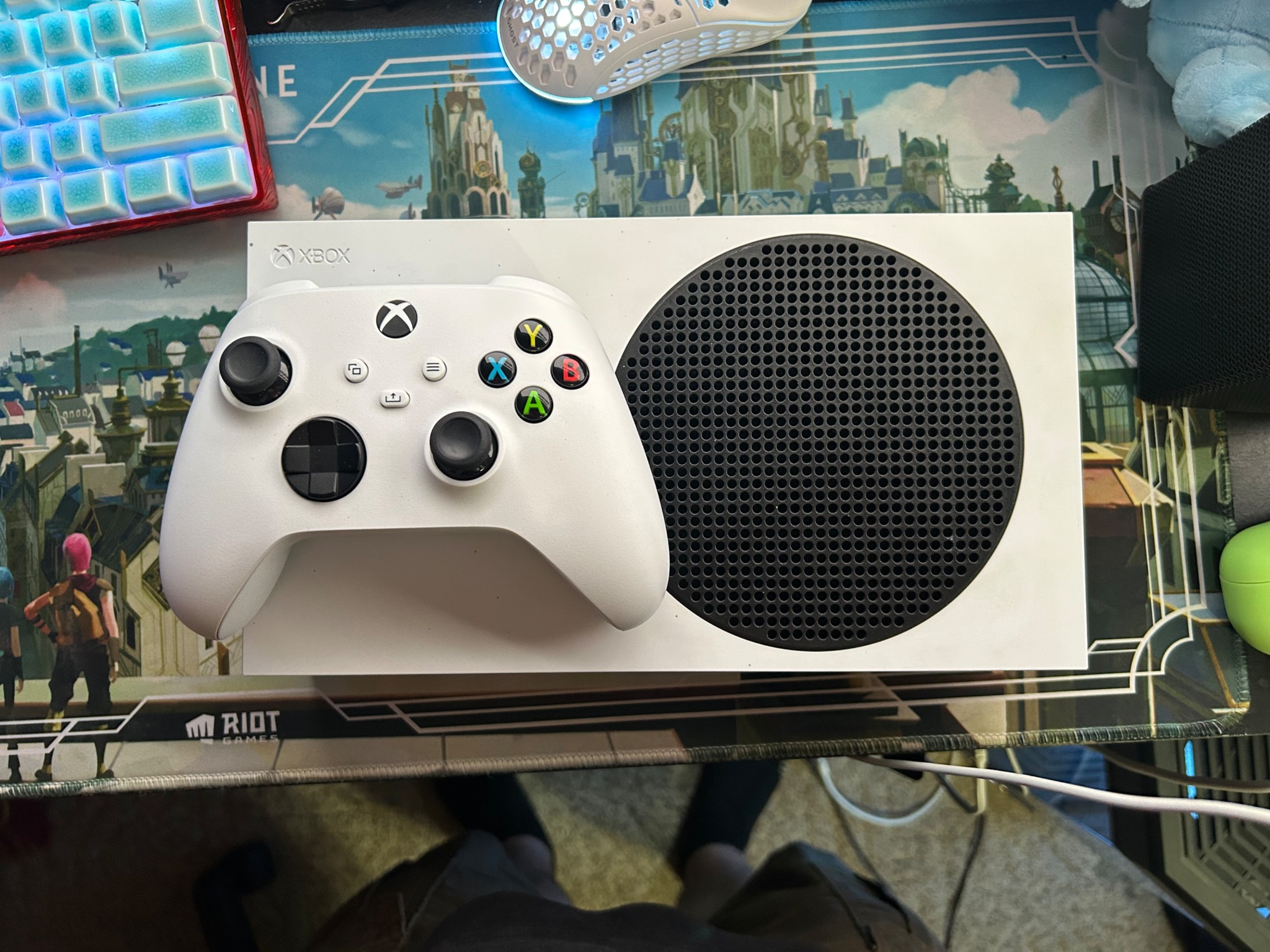 Xbox Series S WITH CONTROLLER + CORD
