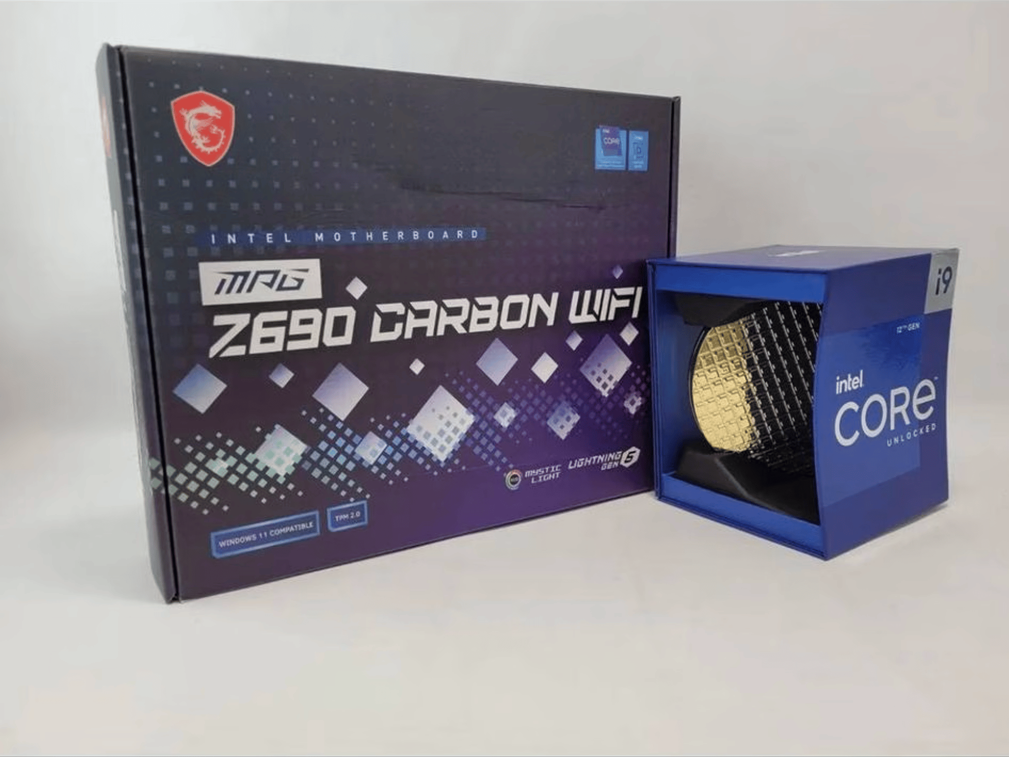 INTEL CORE i9 12900K BUNDLE - MSI Z690 CARBON WIFI MOTHERBOARD - 64GB DDR5 RAM