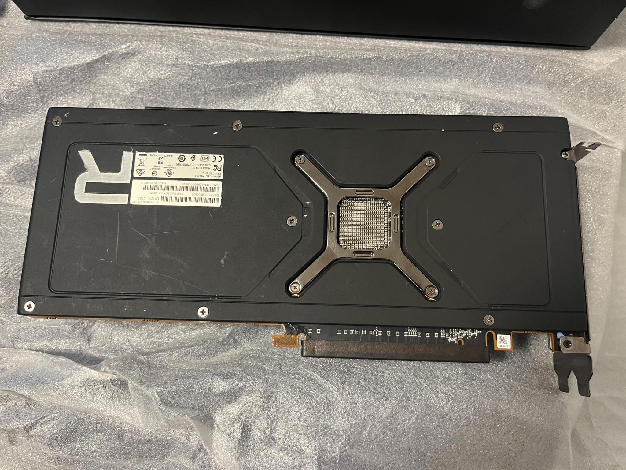 Overheating but working AMD 6900xt GPU