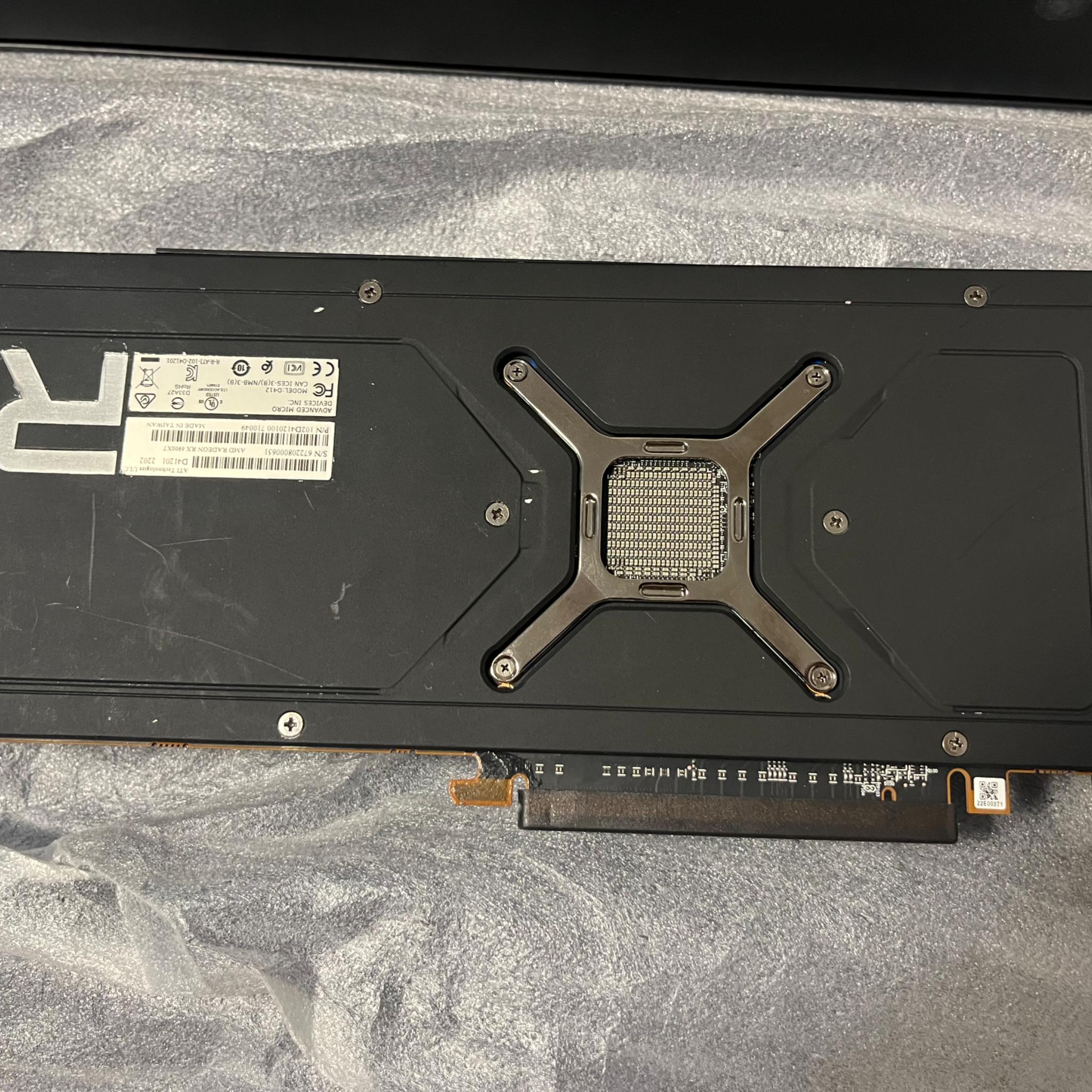 Overheating but working AMD 6900xt GPU
