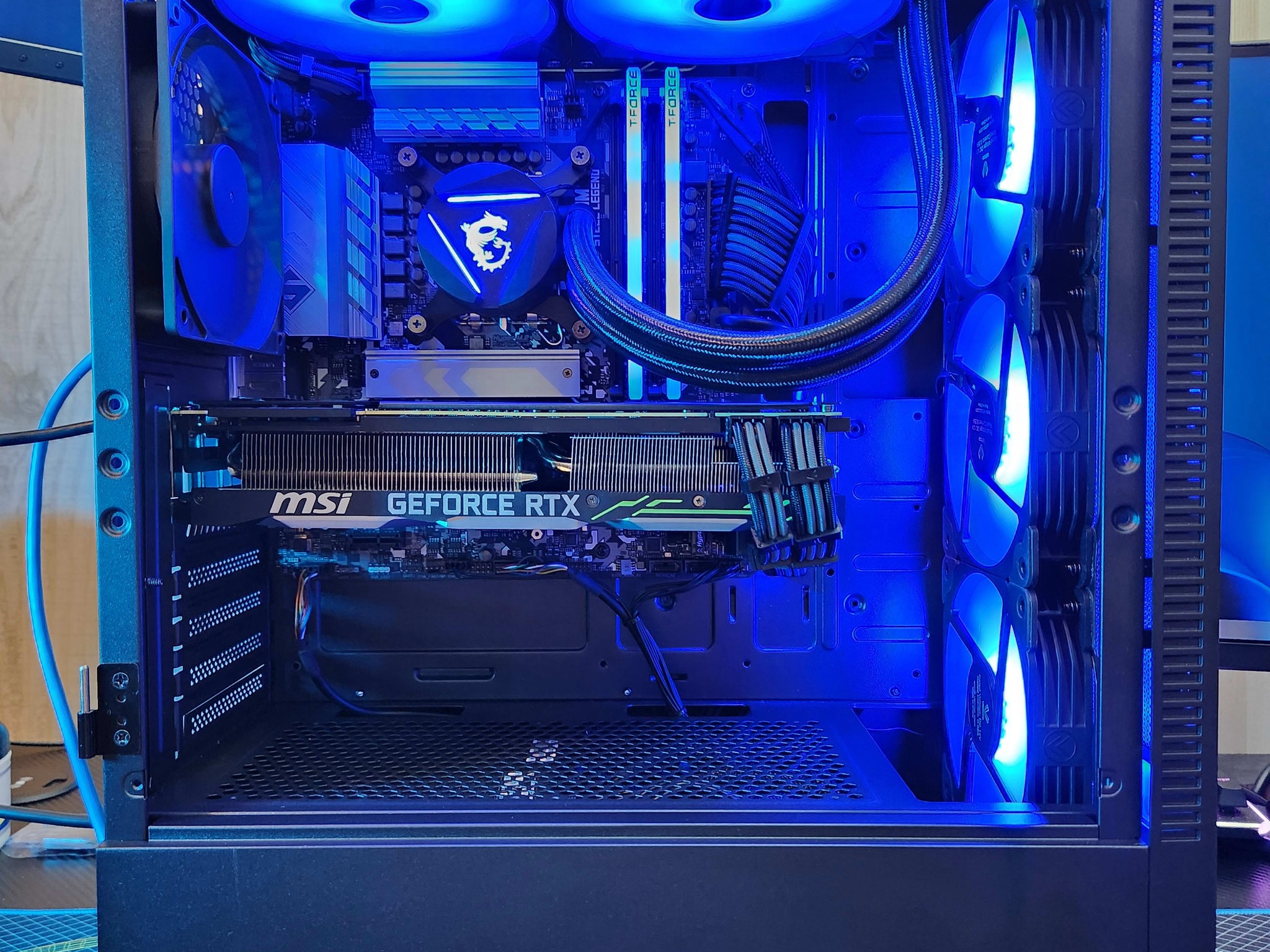 Custom 12600K | RTX 2080 | 32GB 3200 MHz | 2TB NVME SSD Gaming PC
