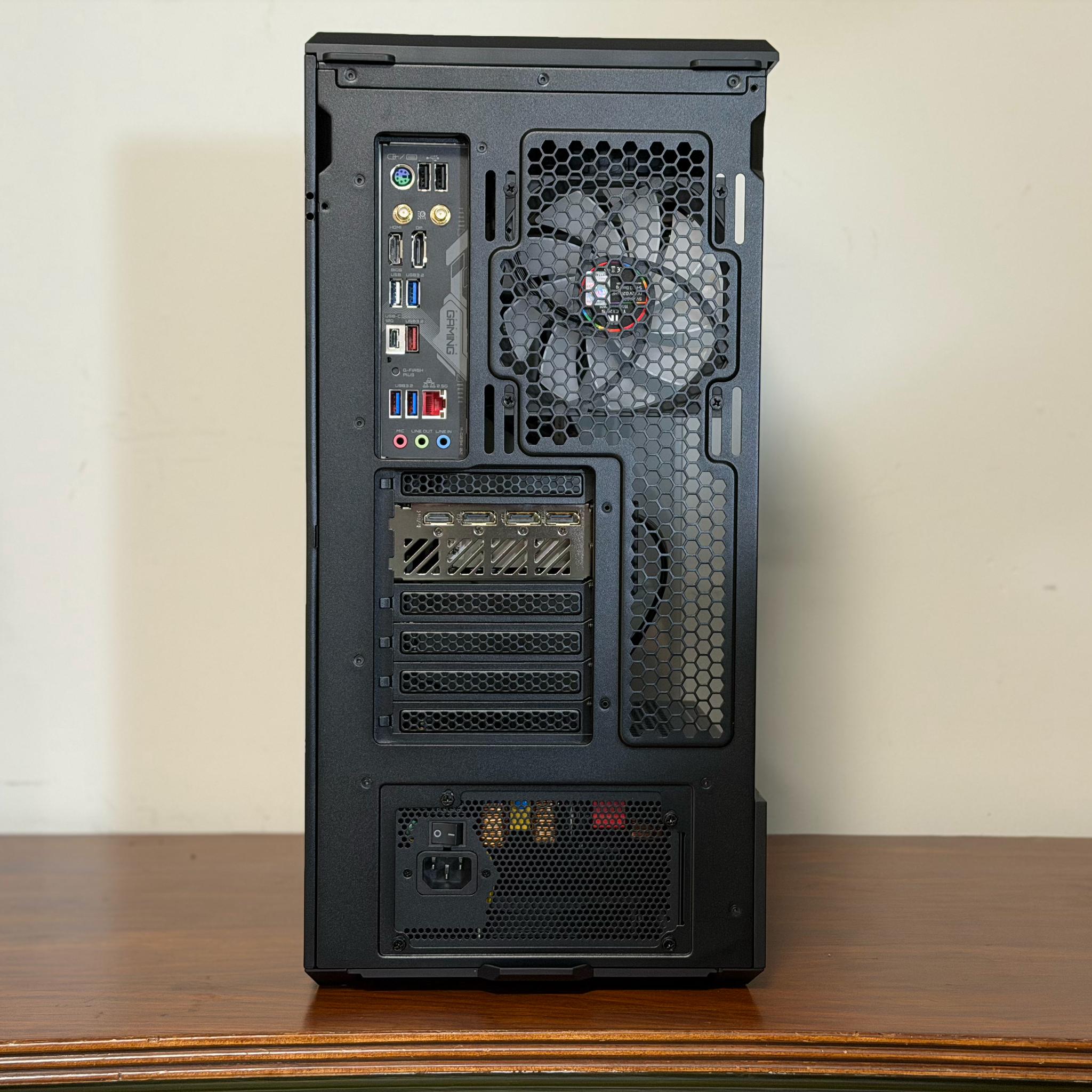 RTX 4070 | Ryzen 5 7600X | 32GB DDR5-6000 | B650 | 2TB SSD | 750W PSU