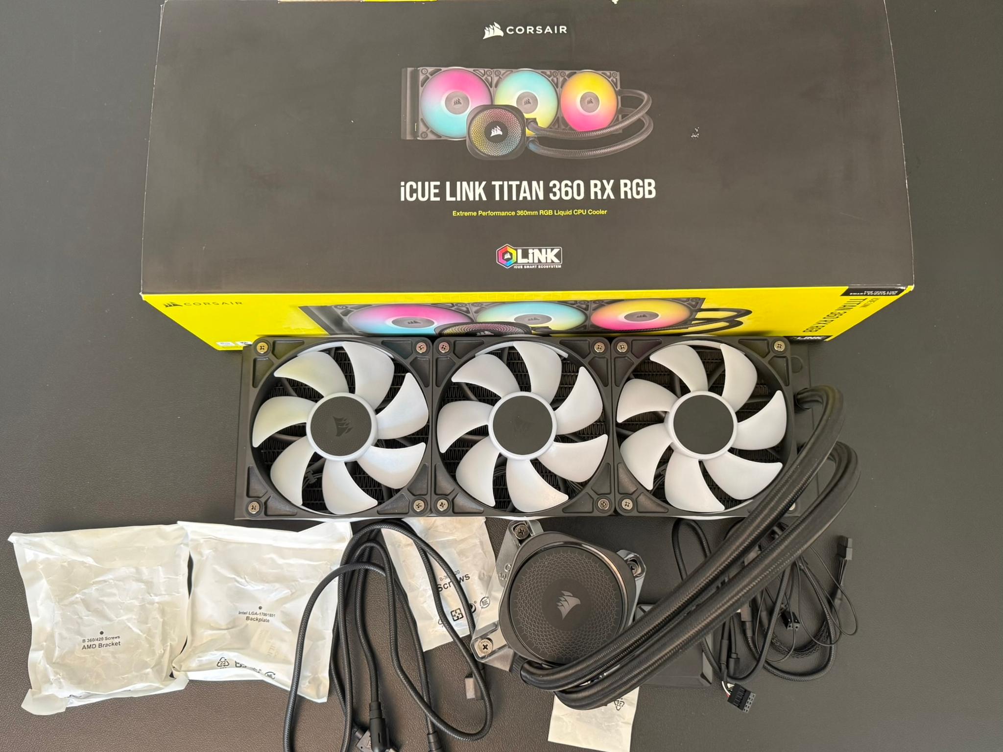 CORSAIR iCUE LINK TITAN RX 360 RGB AIO | Complete Kit | Box + Accessories