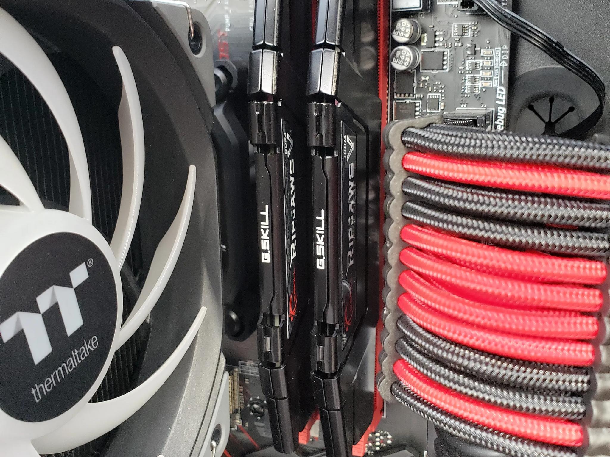 i7-8700 with RX 6700XT, 32GB RAM