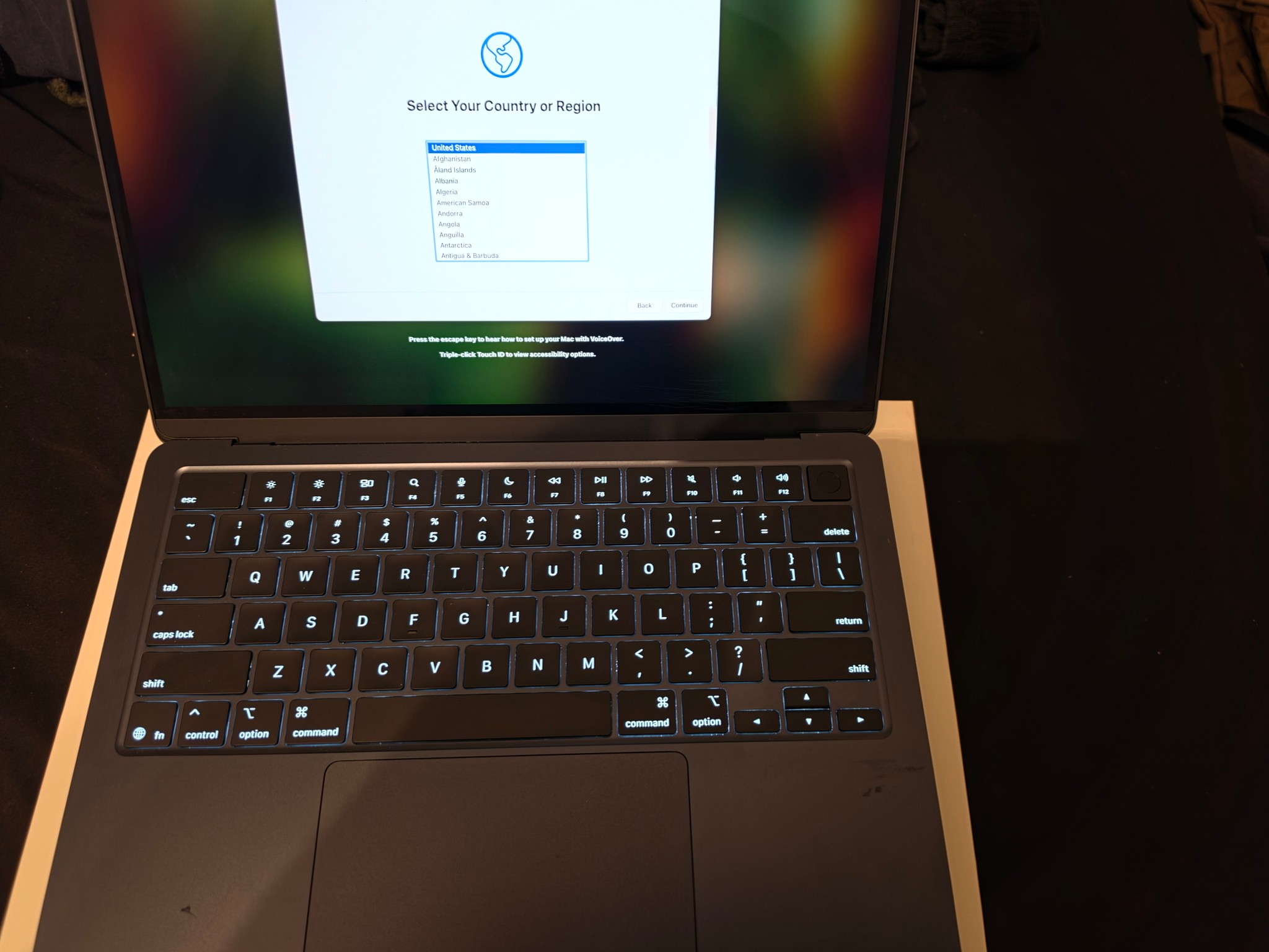 Apple MacBook Air 13" 2025 M4 Blue 16GB RAM 256GB SSD 10-Core CPU 8-Core GPU