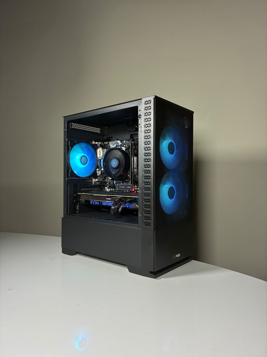 EVGA RTX 2070 Super | Ryzen 5 3600 | 16 GB RAM | 512 GB SSD | Jawa