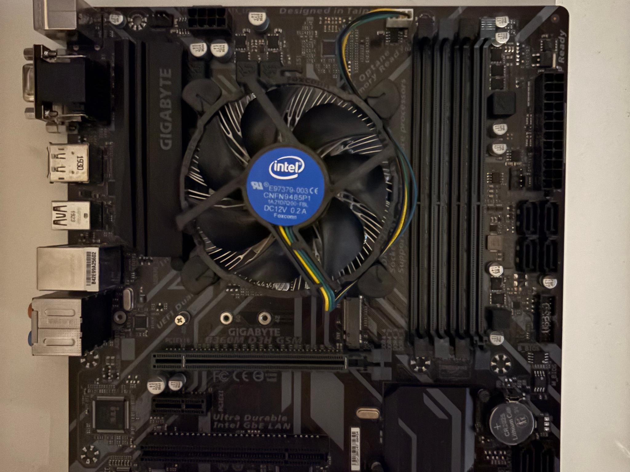 Motherboard Combo - i5 9400, Gigabyte B360 D3H GSM