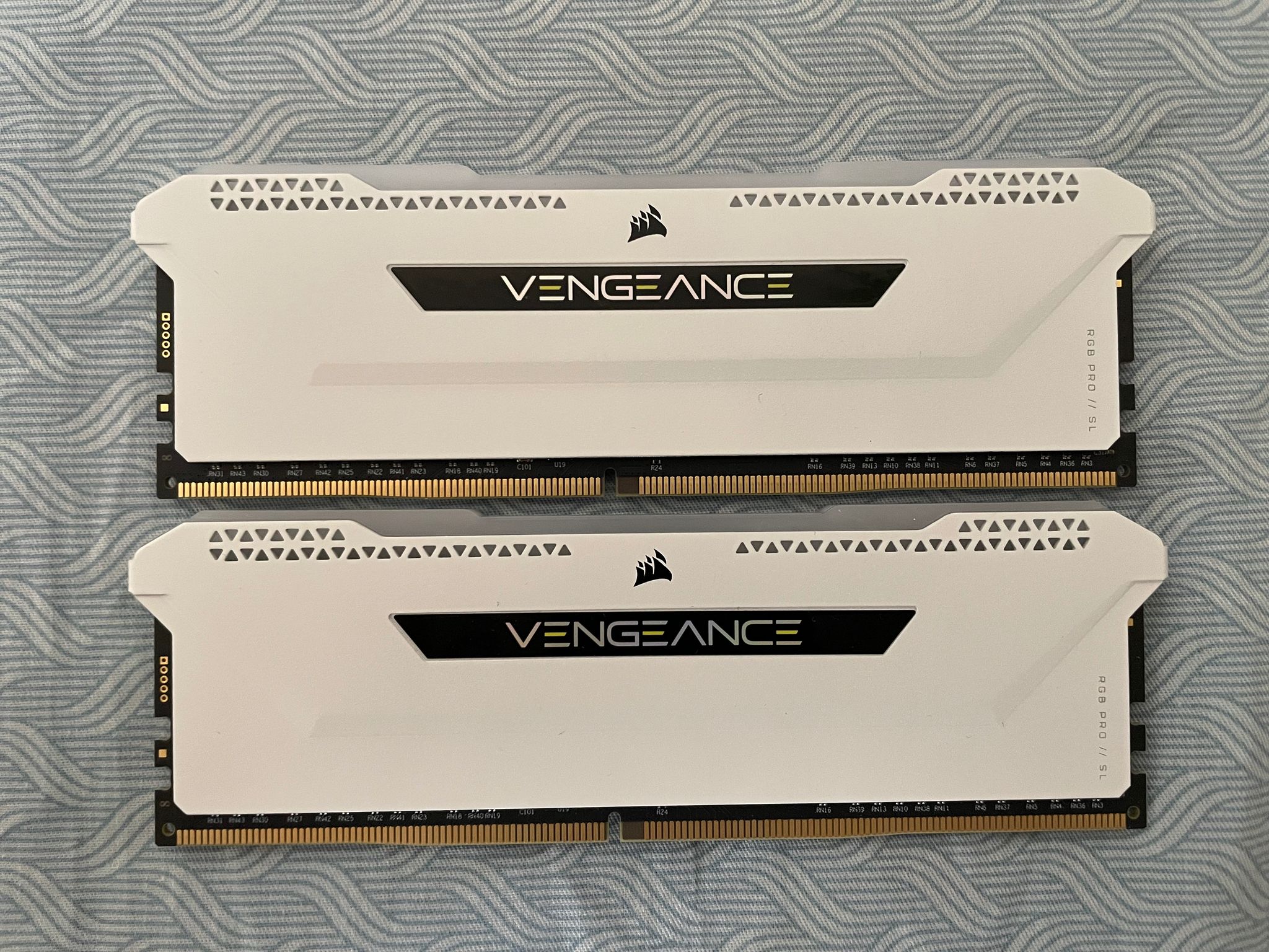 Corsair Vengeance RGB Pro SL 16GB DDR4-3200 (White)