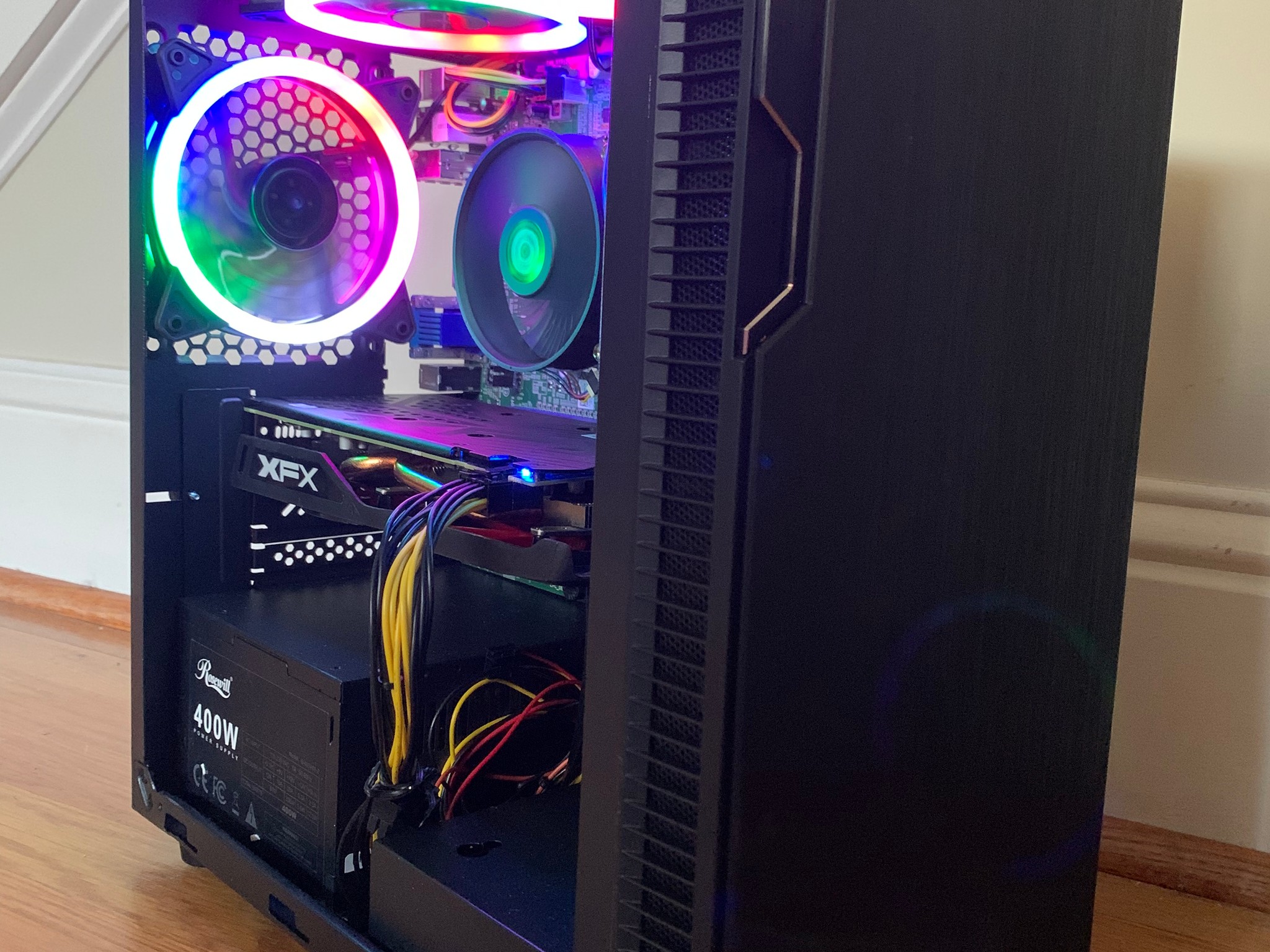 RX 580 8GB E3 1220 4c/4t 16GB RAM 500GB SSD FORTNITE READY WINDOWS 10 RGB GAMING PC