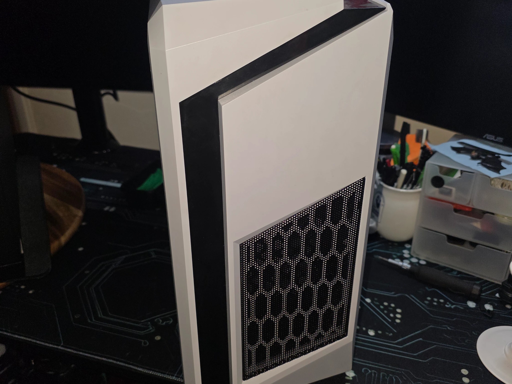 Budget Gaming PC 5500,2060 super 8gb, 16gb ram, 750gb stroage, 850w psu wifi and BT