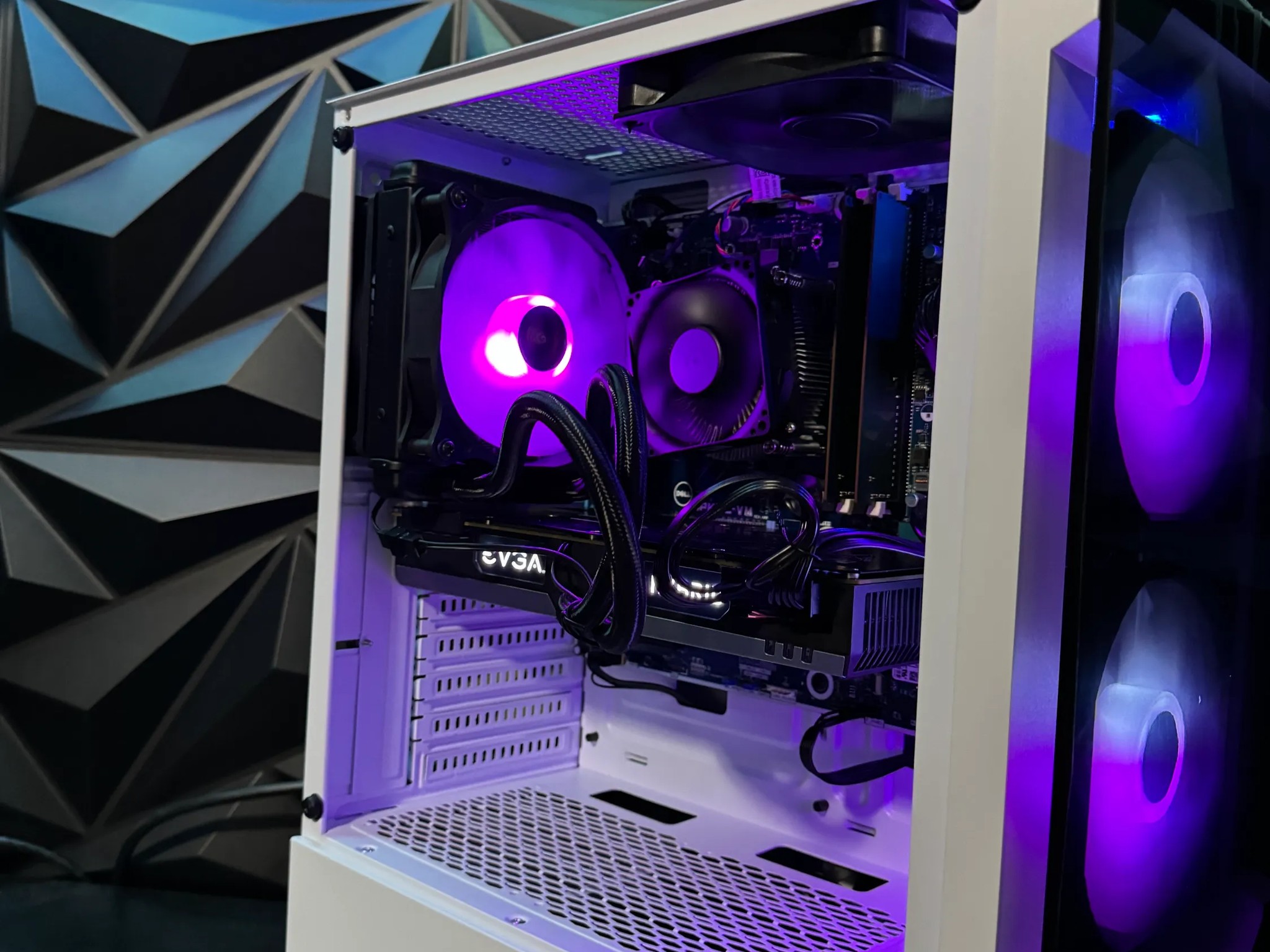 🍀 Lucky Number 777🍀 I7 7700| Water Cooled GTX 1070 | 16 GB DDR4| 1 TB SSD