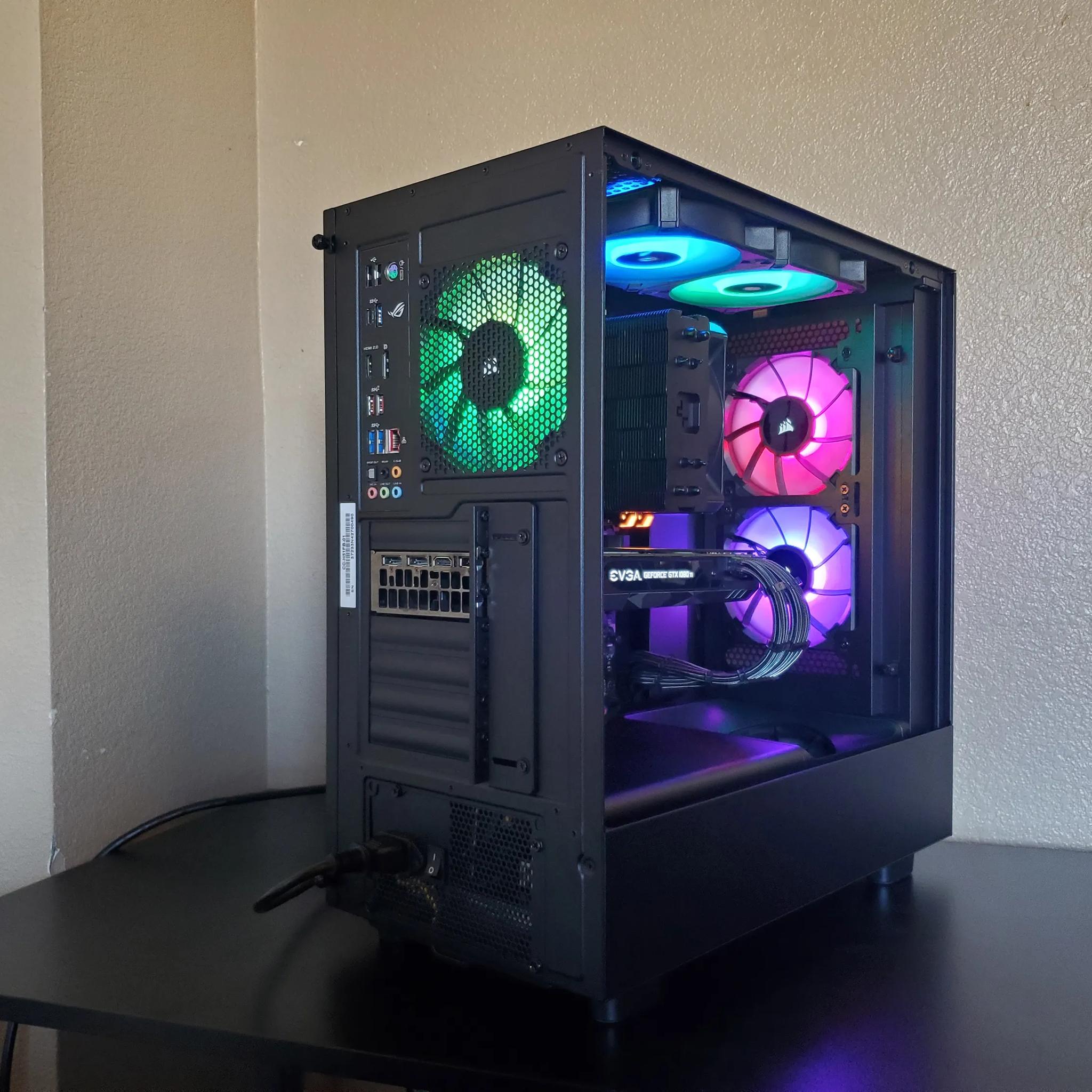 Ryzen 5 5600X | GTX 1080Ti 11GB | 16GB RAM | 1TB M.2 SSD