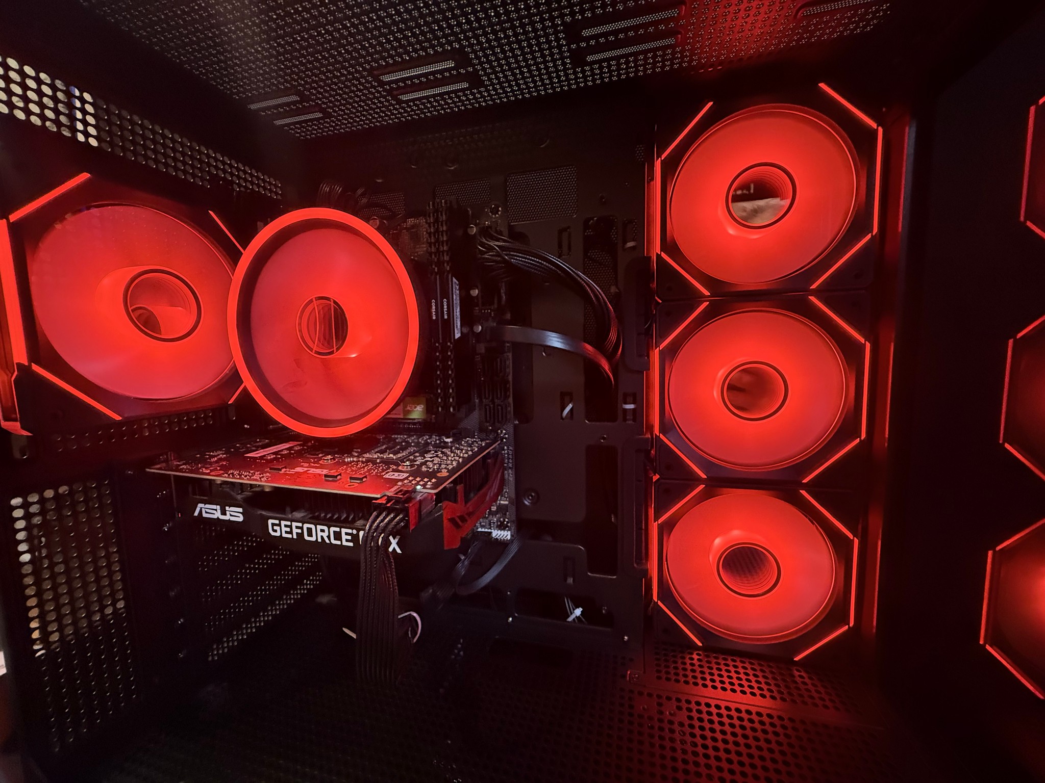 |♦️Ruby♦️| Nvidia GTX 1660 Super, Intel Core I7 6700, 16GB DDR4 RAM, 512GB M.2 SSD, Windows 11