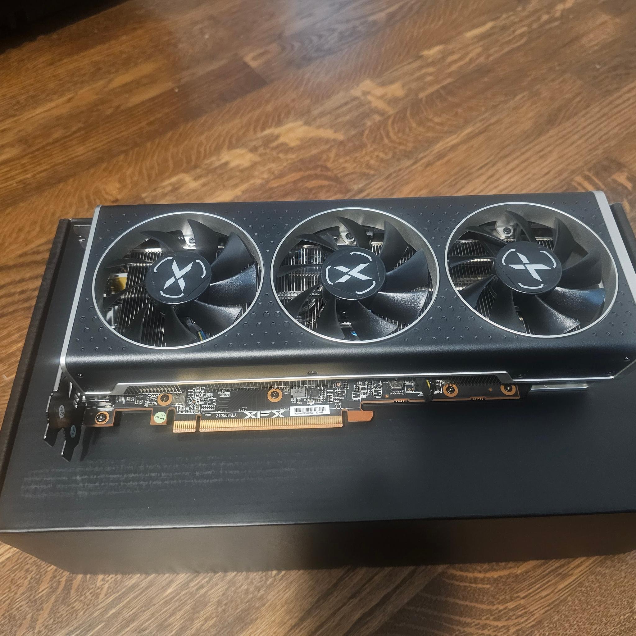 RX 6600 XT Merc 308