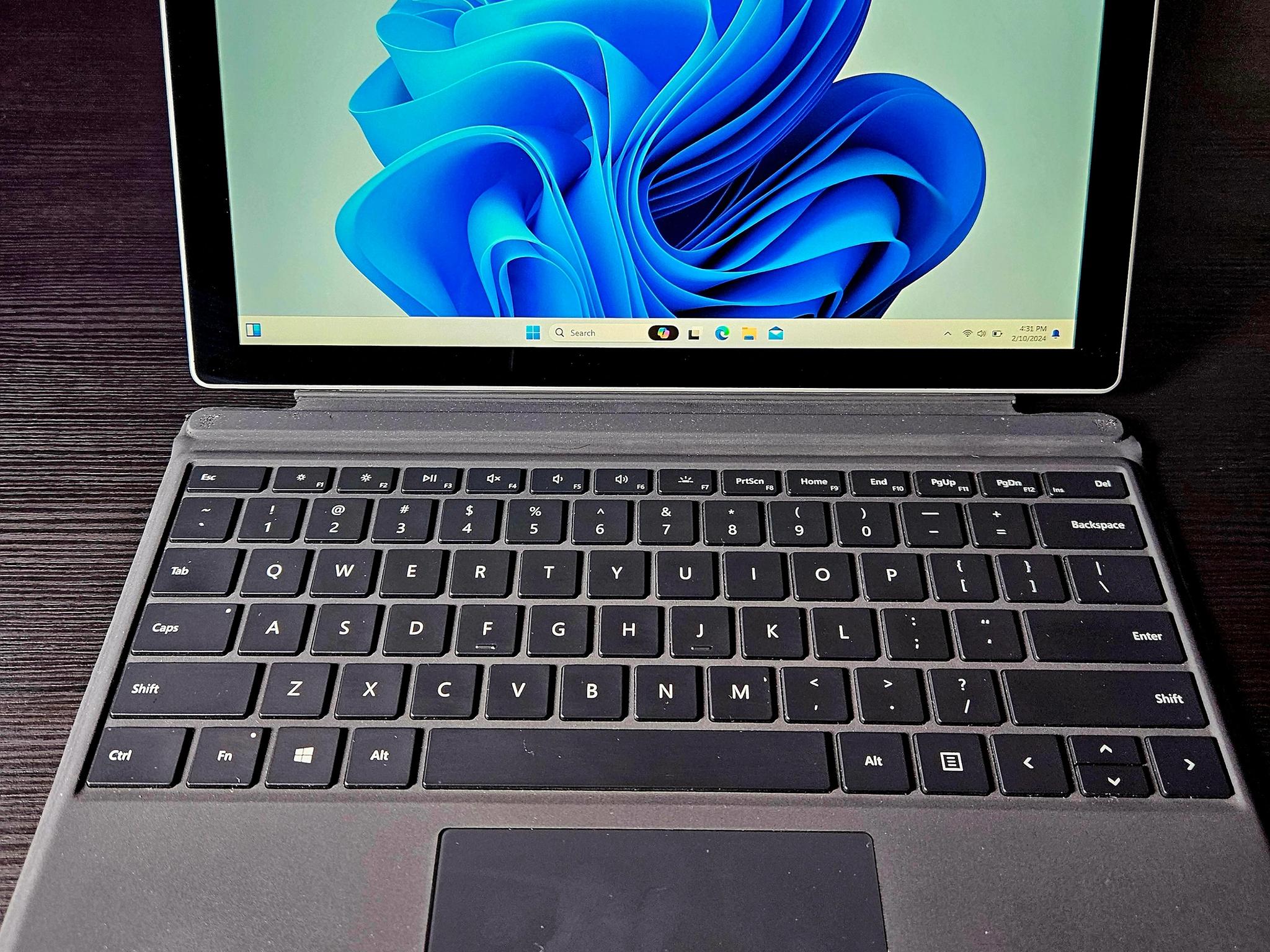 Microsoft Surface Pro 7 | 10th Gen i7 | 16GB RAM | With Keyboard and Dock 2