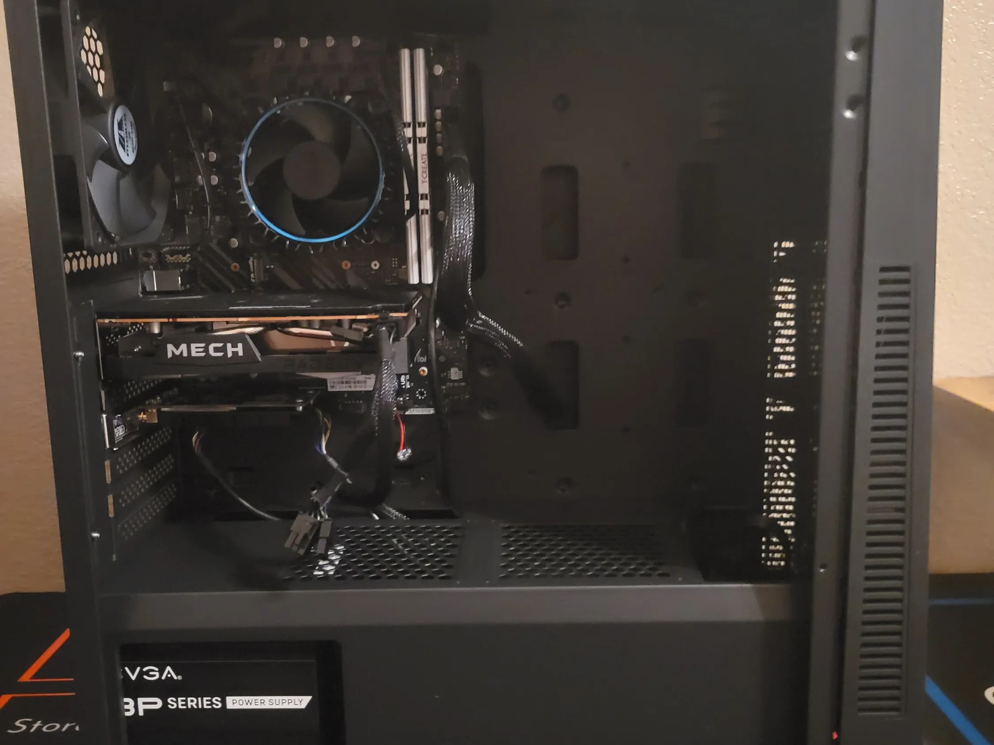 Initiate: i3 12100f, RX 6500xt