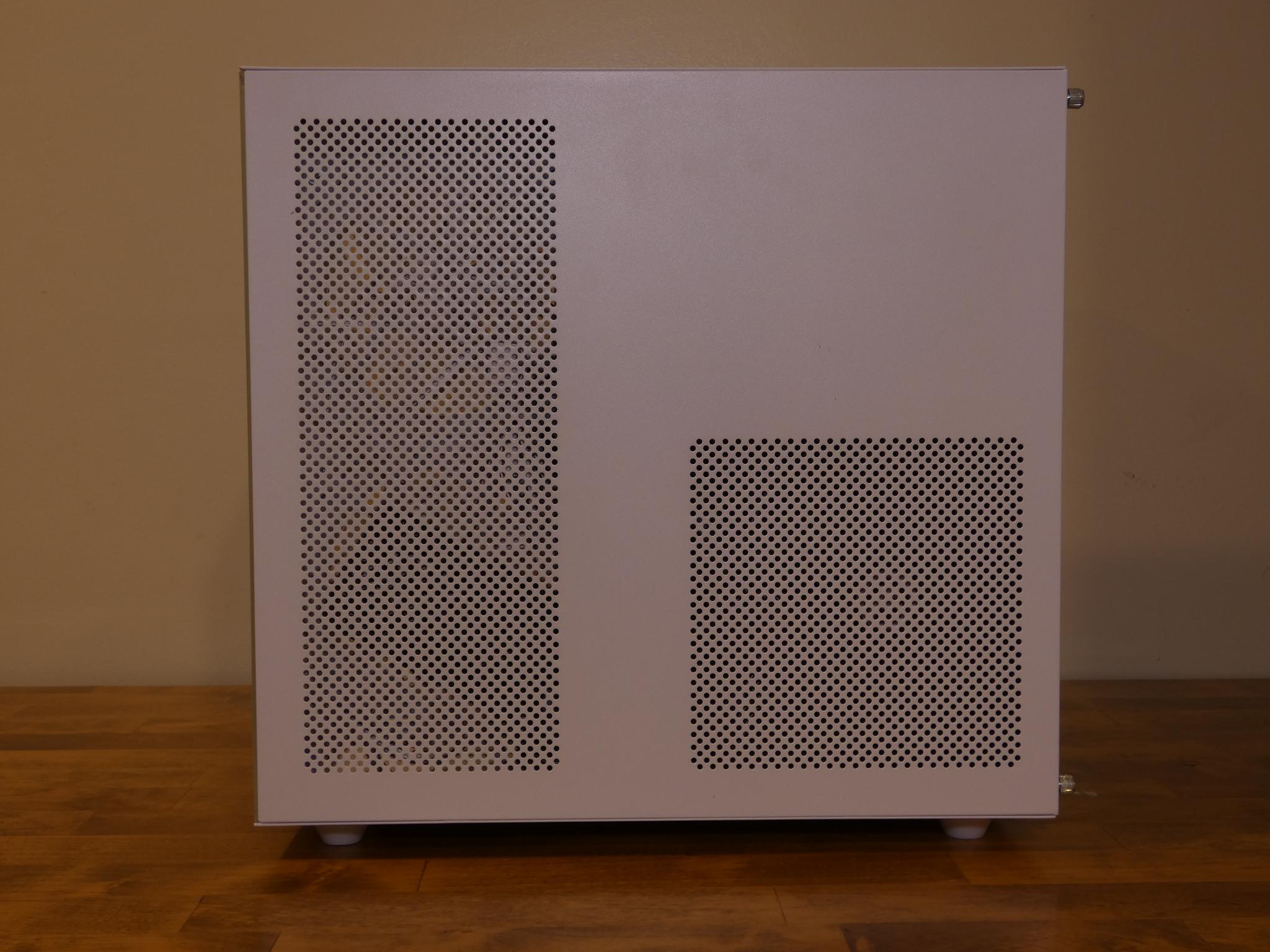 Custom All White Gaming PC | RX 580 8GB | Xeon 12-Core | 32GB RAM | 1TB NVMe SSD | RGB